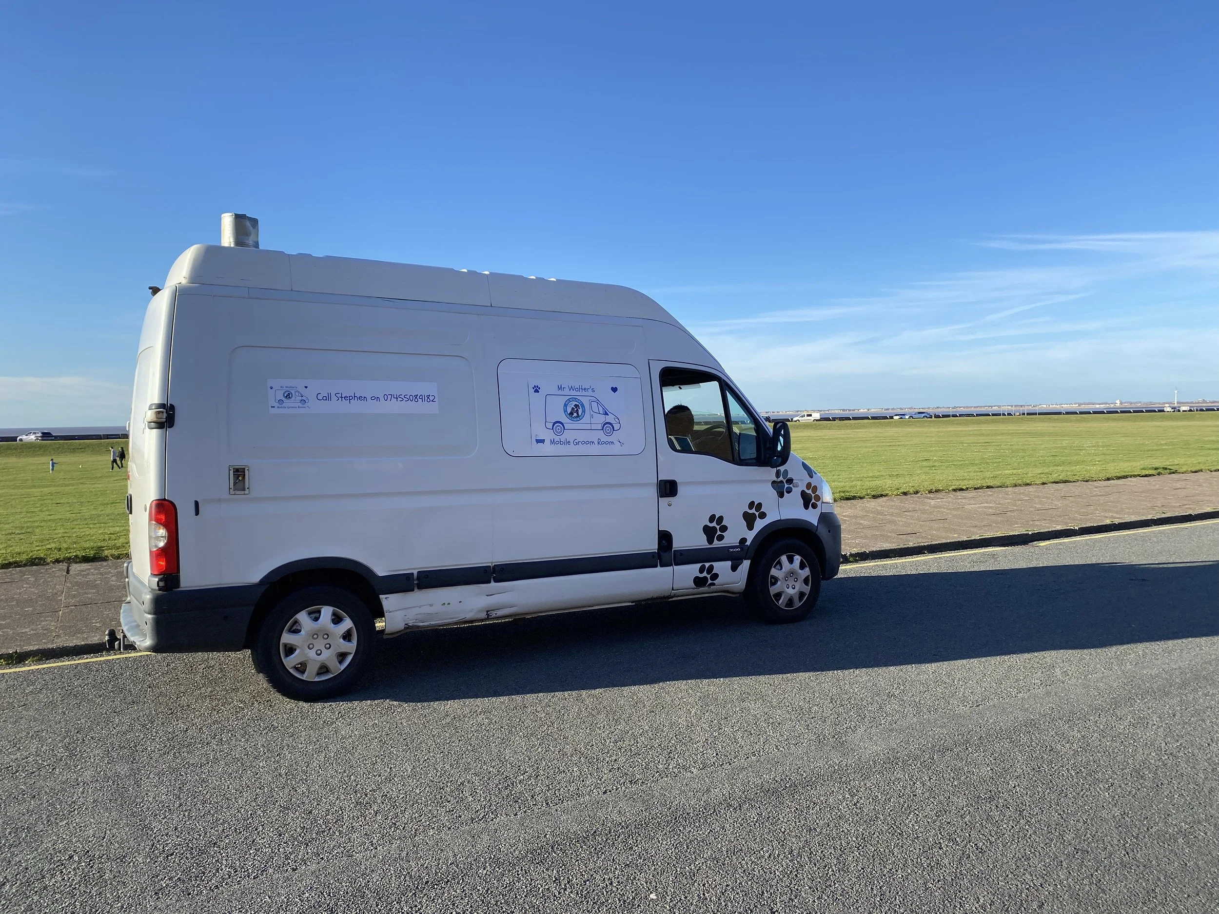 Mr Walter's Mobile Groom Room