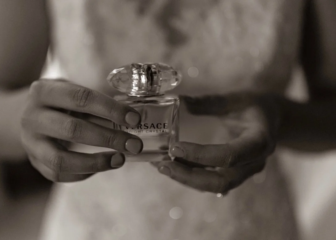 reminiscing on Lottie + Clayton&rsquo;s beautiful day✨

#coloradobride #coloradoweddingphotographer #vailweddingphotographer #grandjunctionweddingphotographer #microweddingphotographer #westernslopecolorado #westernslopephotographer #ouraywedding #te