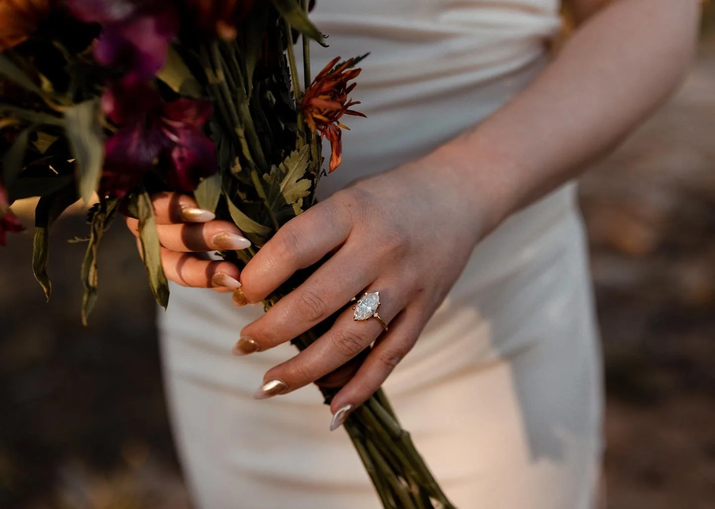 sweet sunrise moments in the monument 🏜️💍