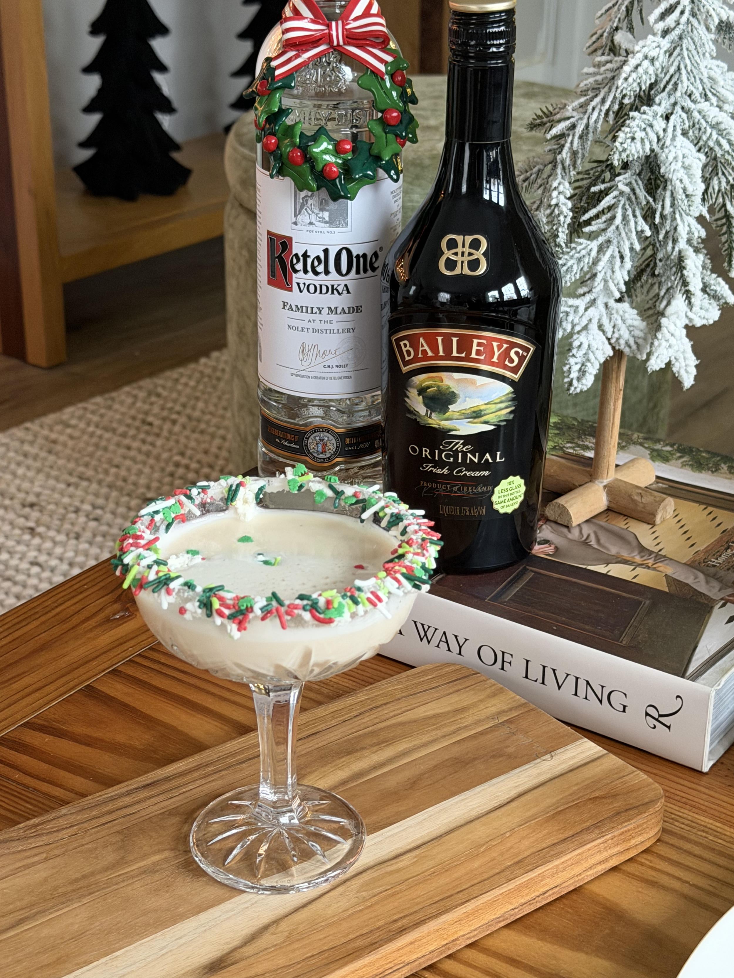 SUGAR COOKIE MARTINI