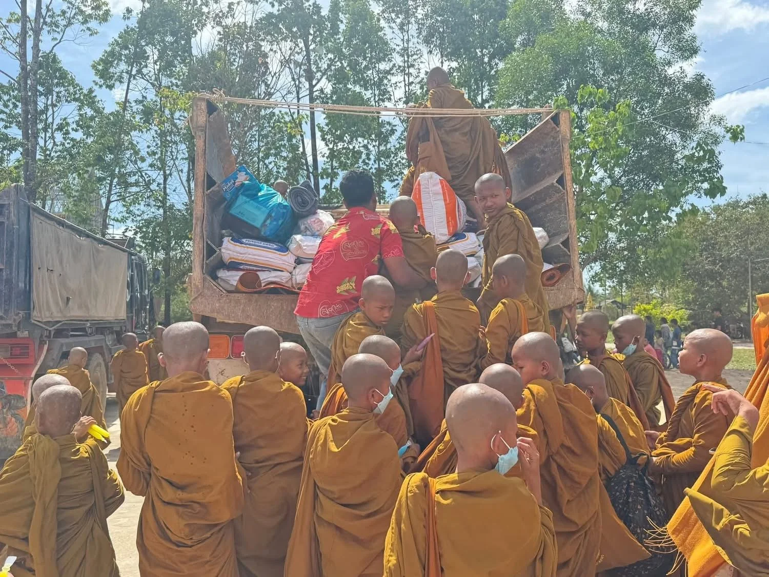 Young monks being relocated to Sre Ambel 