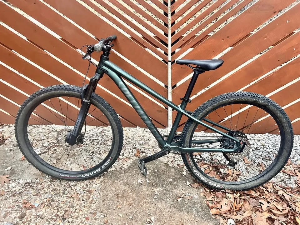 2024 Specialized Rockhopper Comp - Small (27.5) - $650

-Air Fork
-Hydraulic Brakes
-Tubeless Tires

Contact Kate Richardson kate.h.richardson@gmail.com