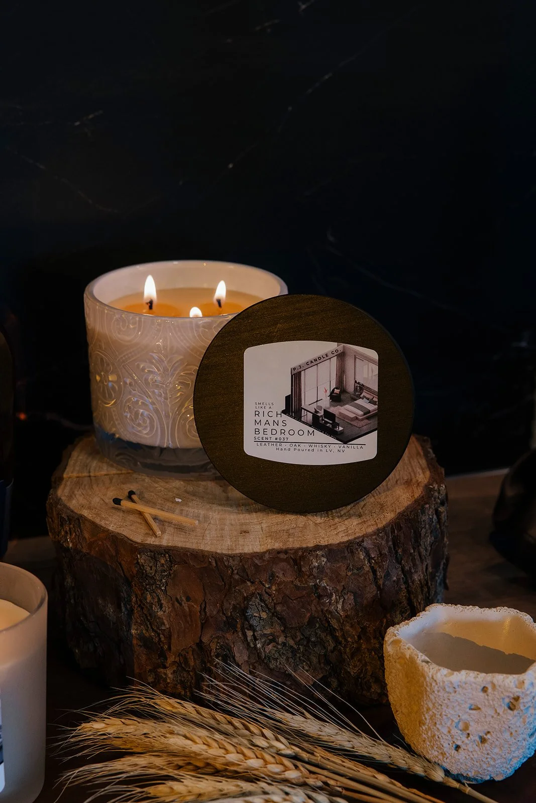 Rich Mans Bedroom Signature Grande.jpg