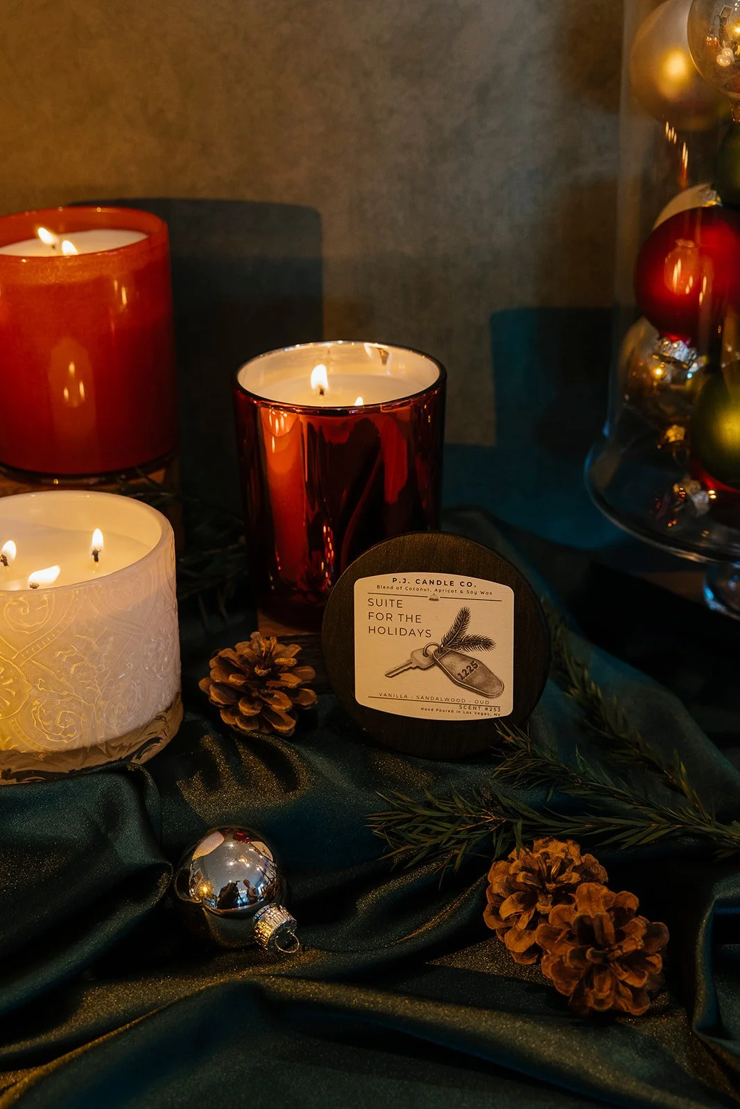 Suite for the Holidays Family of sizes.jpg