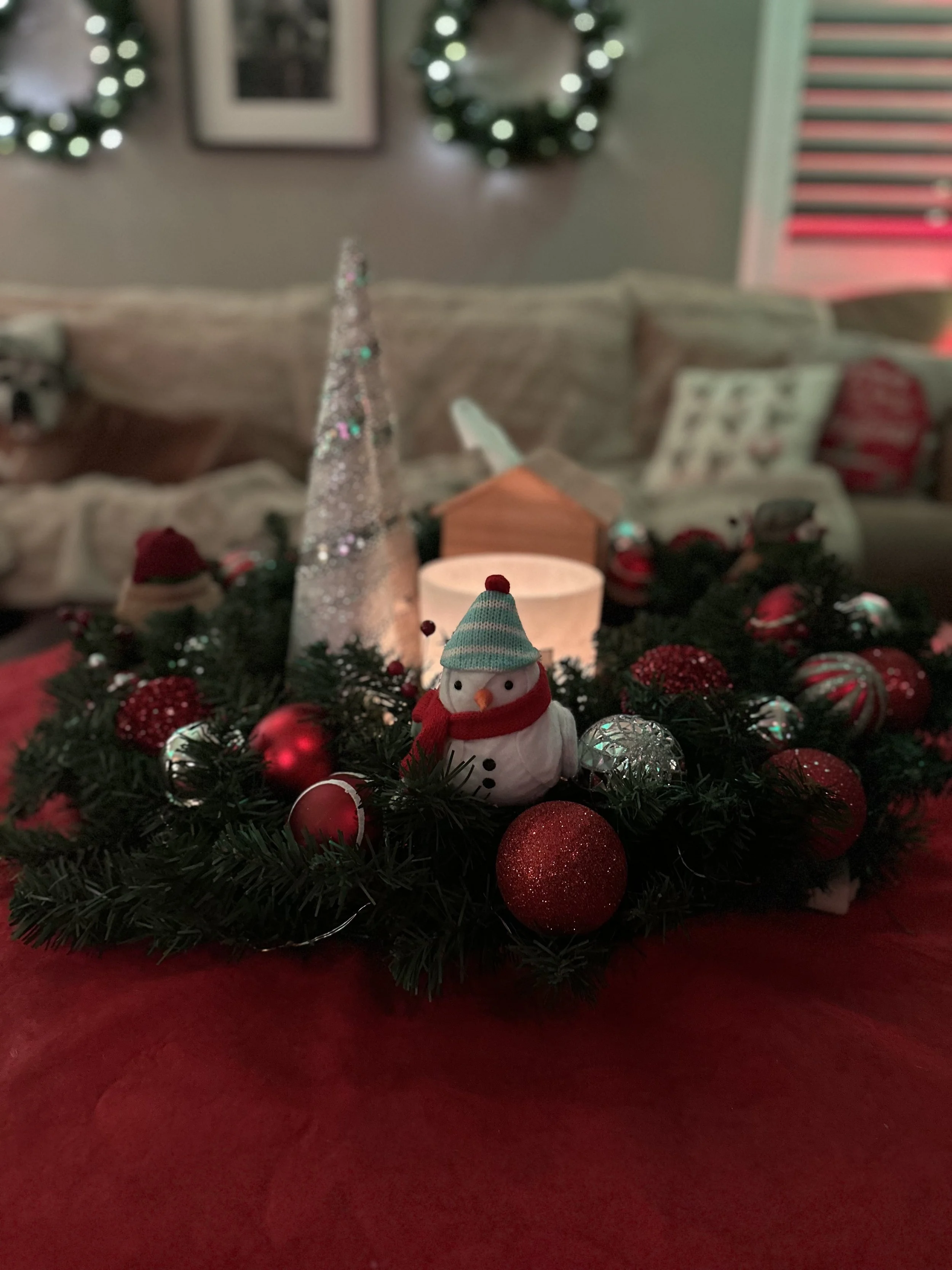 It's giving, centerpiece