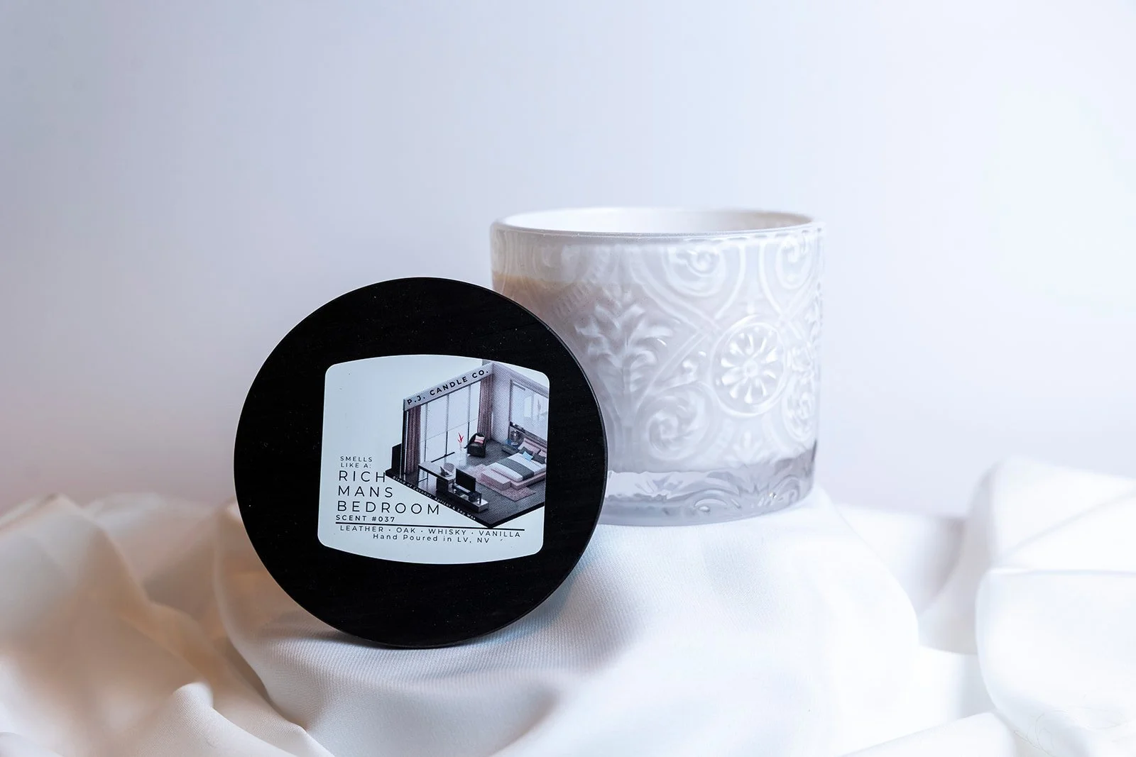 Rich Mans Bedroom Grande White.jpg