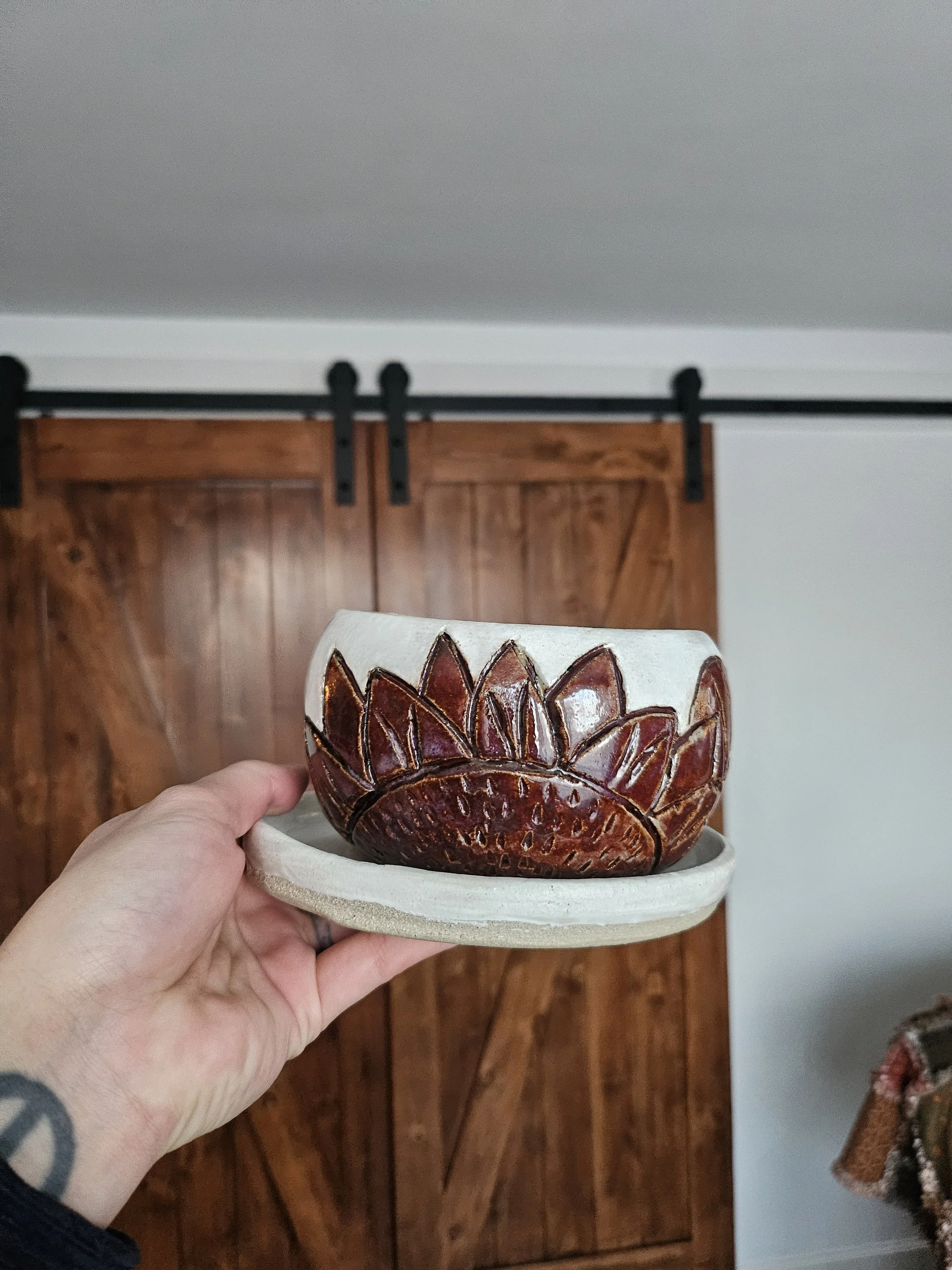Small Carved Flower Design Plant Pot