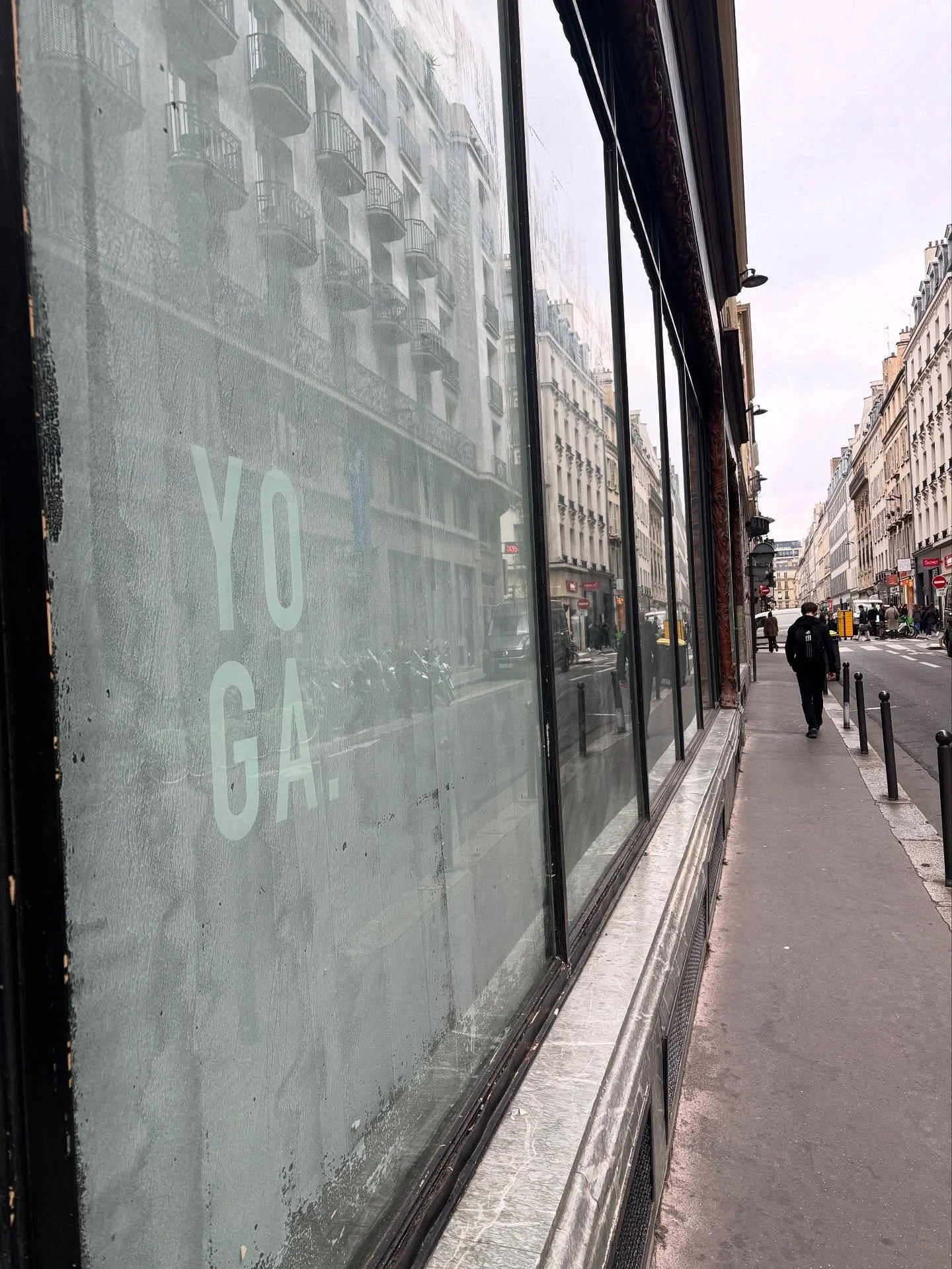 YOGA Mon Amour 💖 Paris, Rue Godot de Mauroy 💖 Attention + Intention = Manifestation 💖 From the Women&rsquo;s Forum 2025 conference I am attending in Paris, here is a message of Hope and Courage! 💖 May our Precious Lives be driven by a Personal Vi