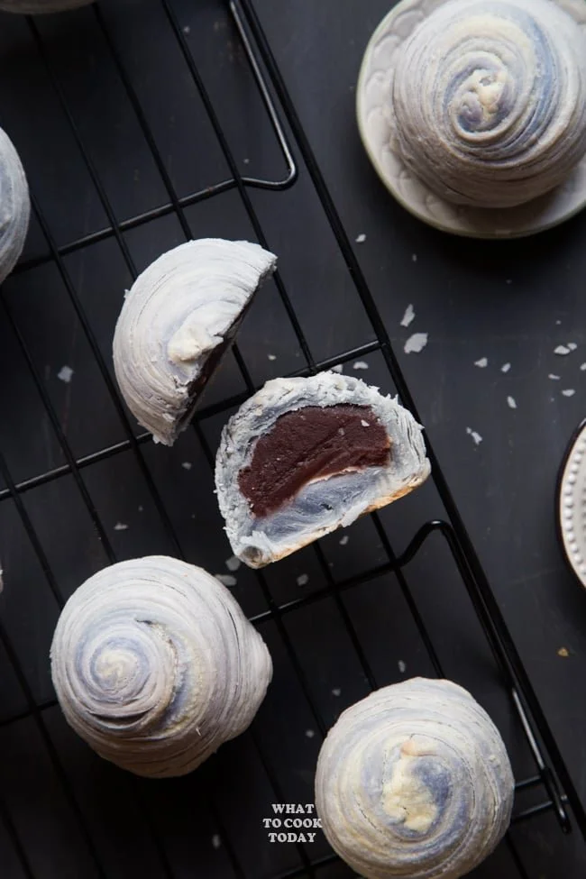 spiralmooncake25.jpg