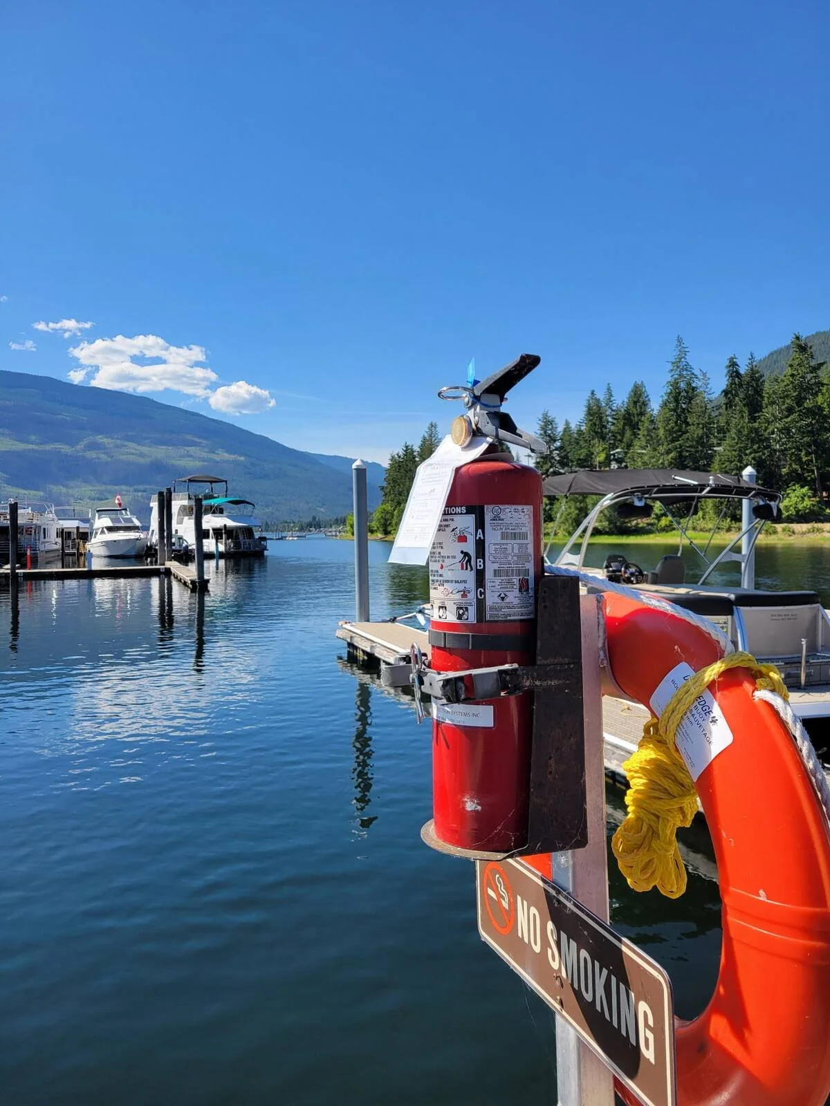 marina fire extinguisher