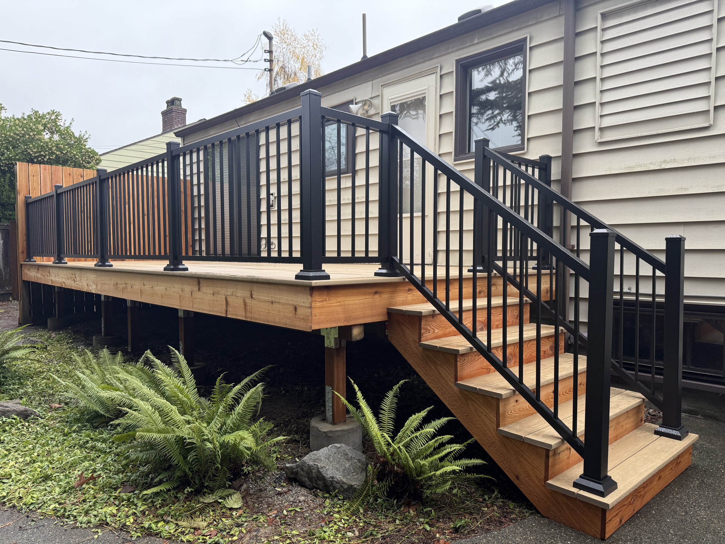 Decks and Patios icon