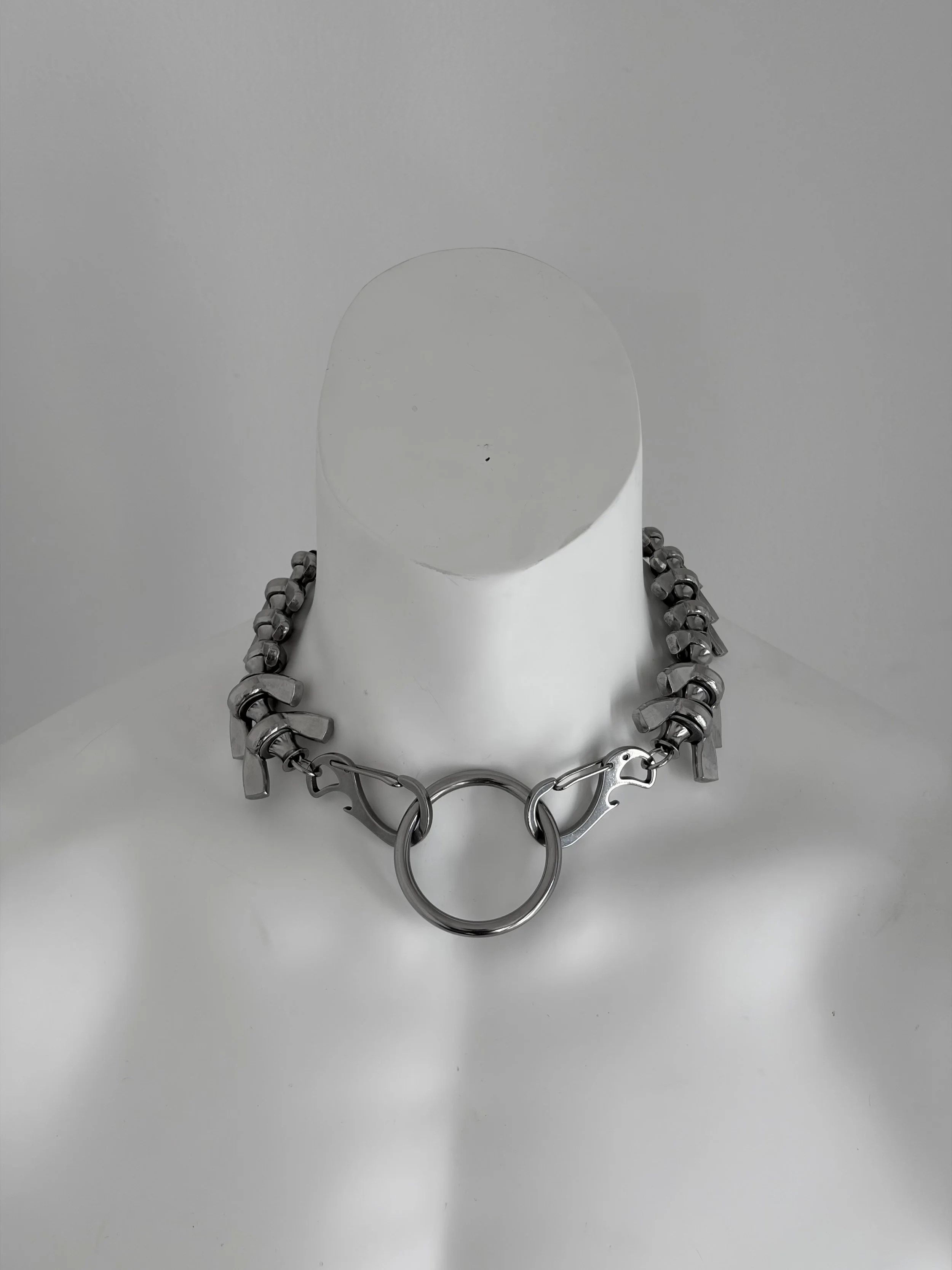 scorpion_choker_2x3_02 2.jpeg