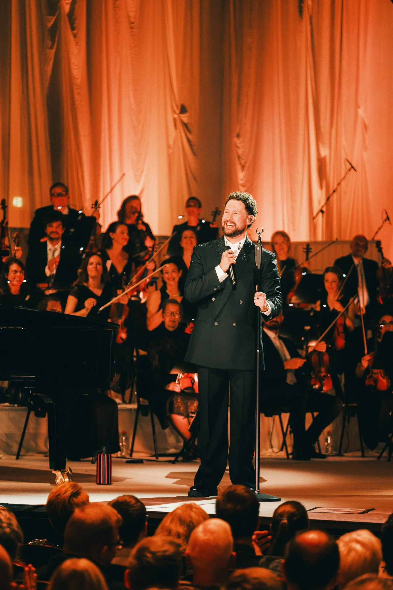 CALIC26_DAY6_CONCERT CALUM SCOTT_ELISAHASSERT__032-2.jpg