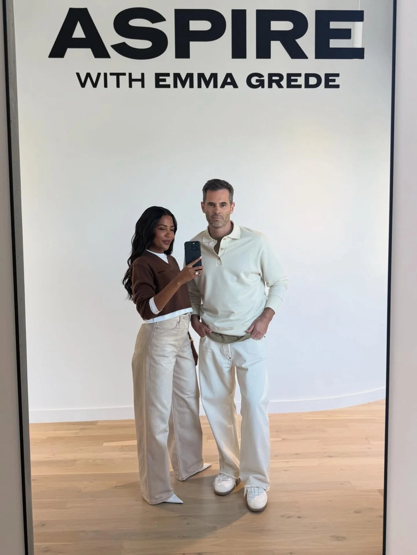 Two of the most driven people I know, on a mission together and always raising the bar.

Grateful to train both @emmagrede and @jensgrede and watch their energy translate into everything they build. 💪🏾🔥 

Make sure you checkout this weeks episode 