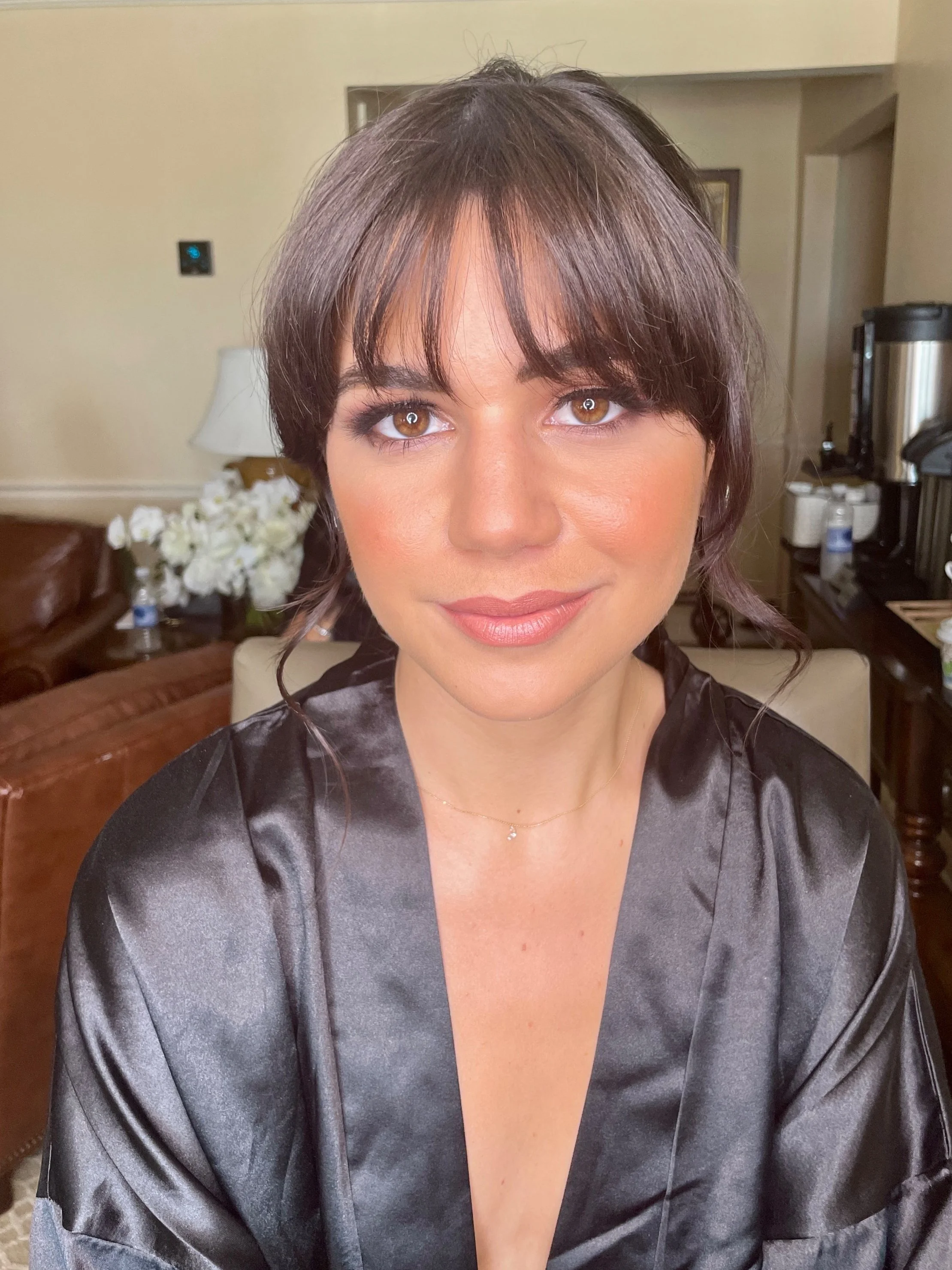 Elegant natural wedding makeup with luminous finish in Maryland