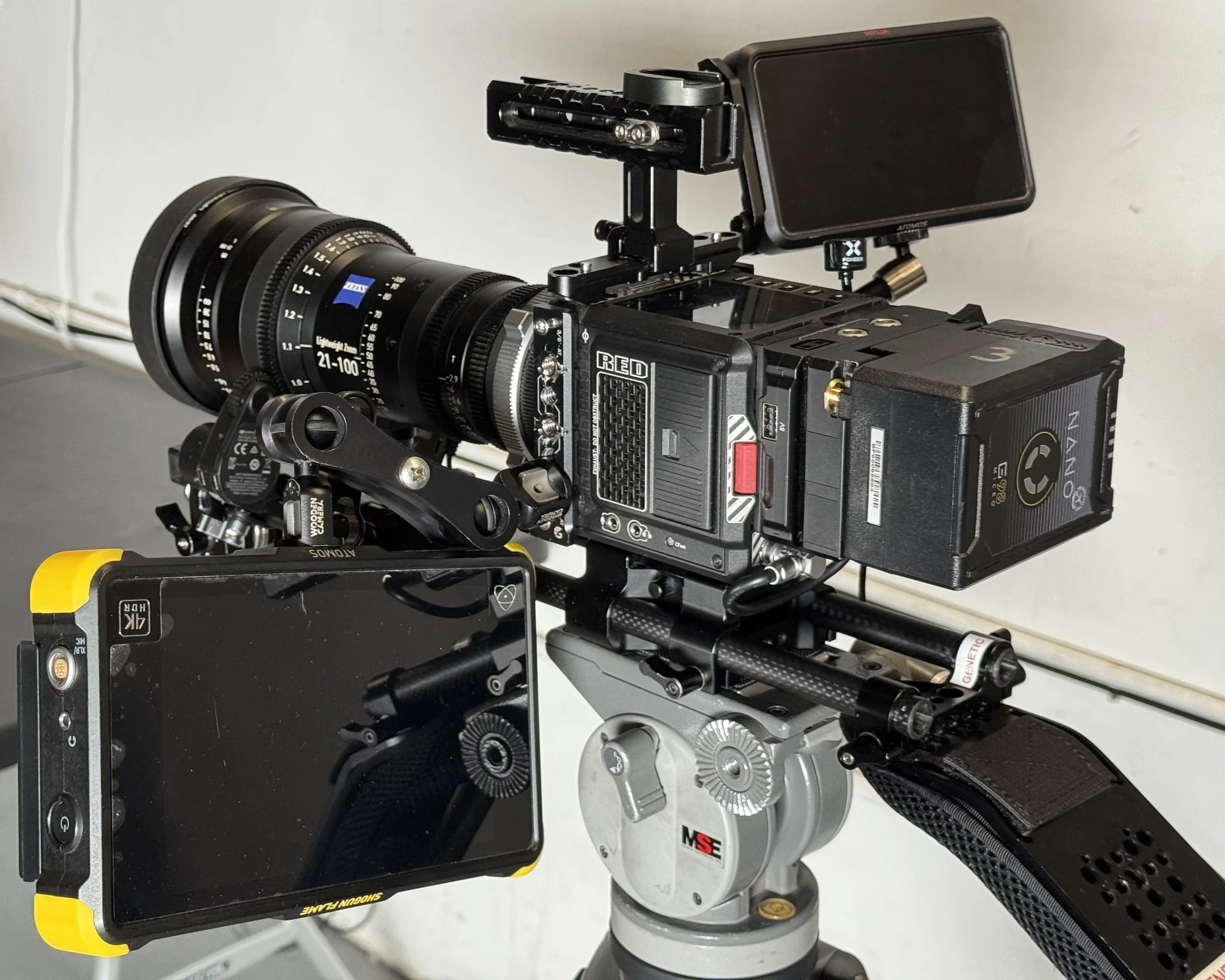 FREE RED CAMERA PACKAGE - with Zeiss 21-100 2.8 zoom lens and all accessories.