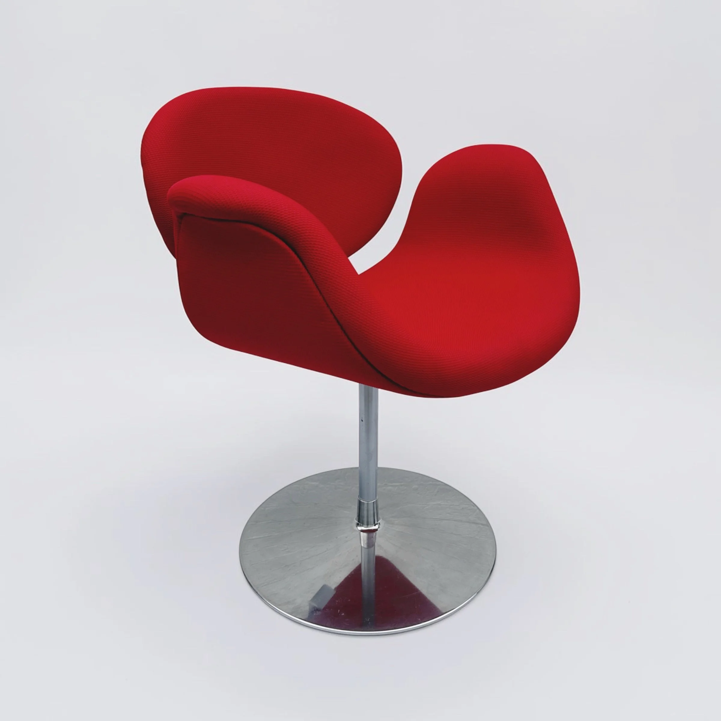 Little Tulip Chair by Pierre Paulin