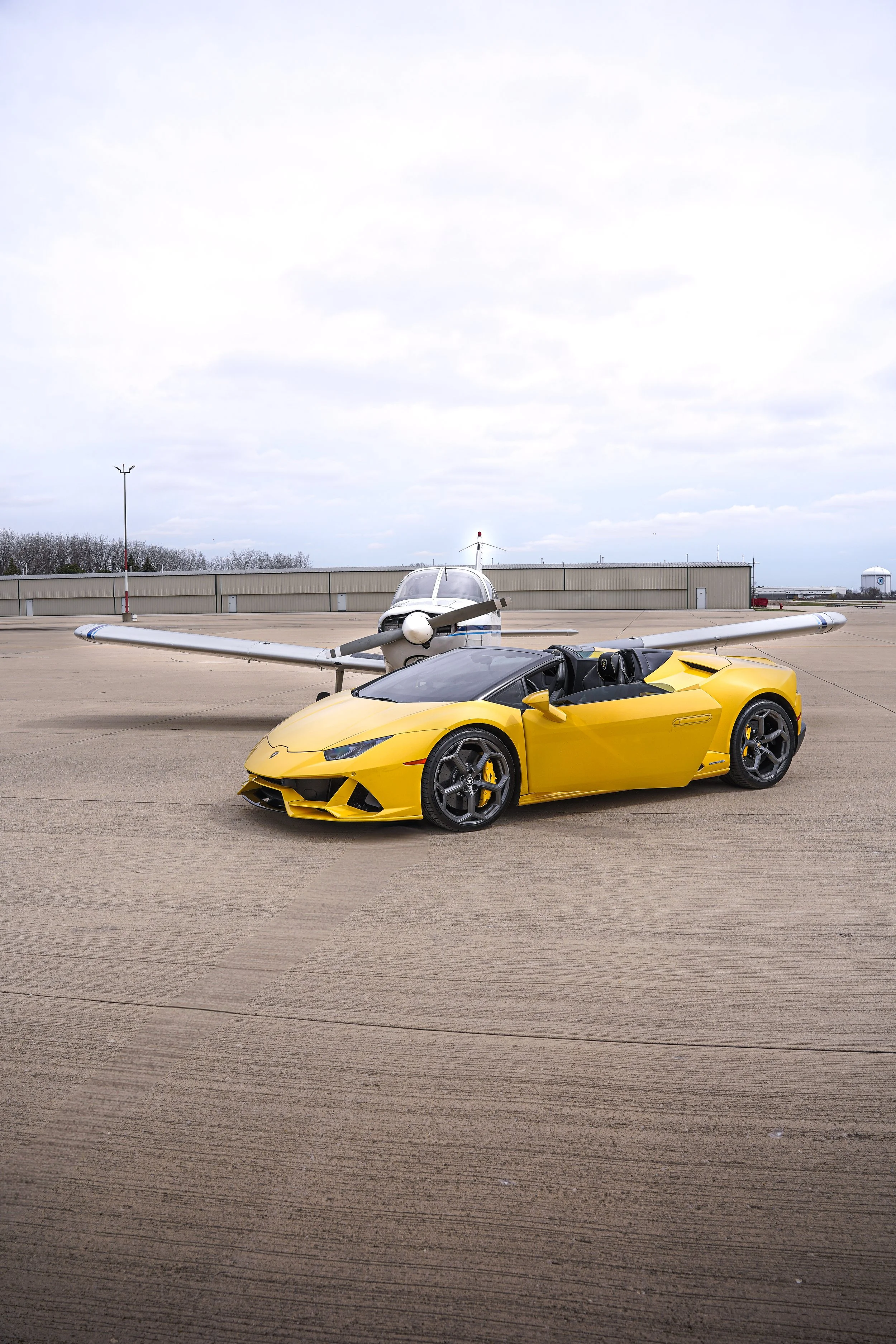 Hurucan plane ii.jpg