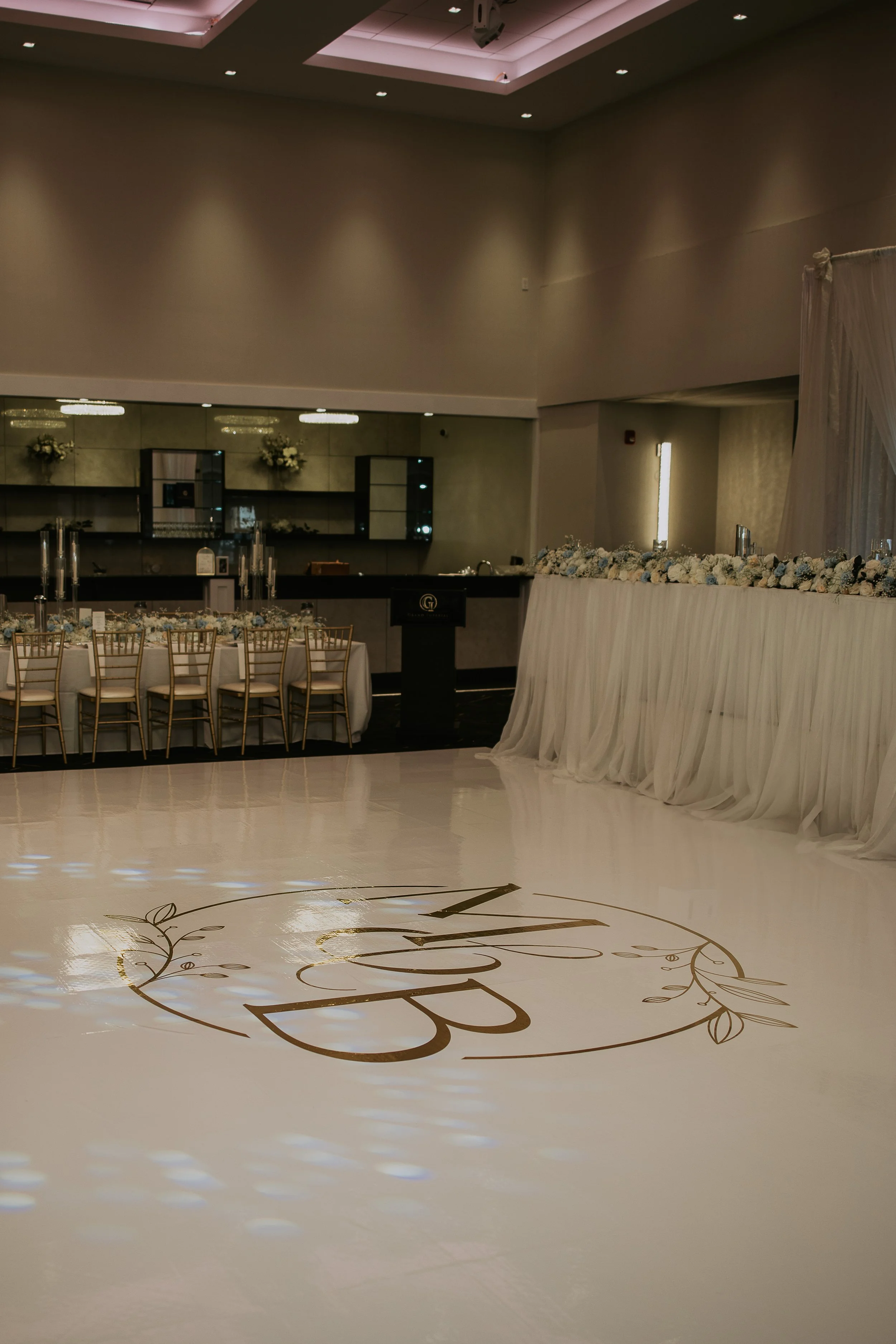 schmidt sneaks-37.jpg