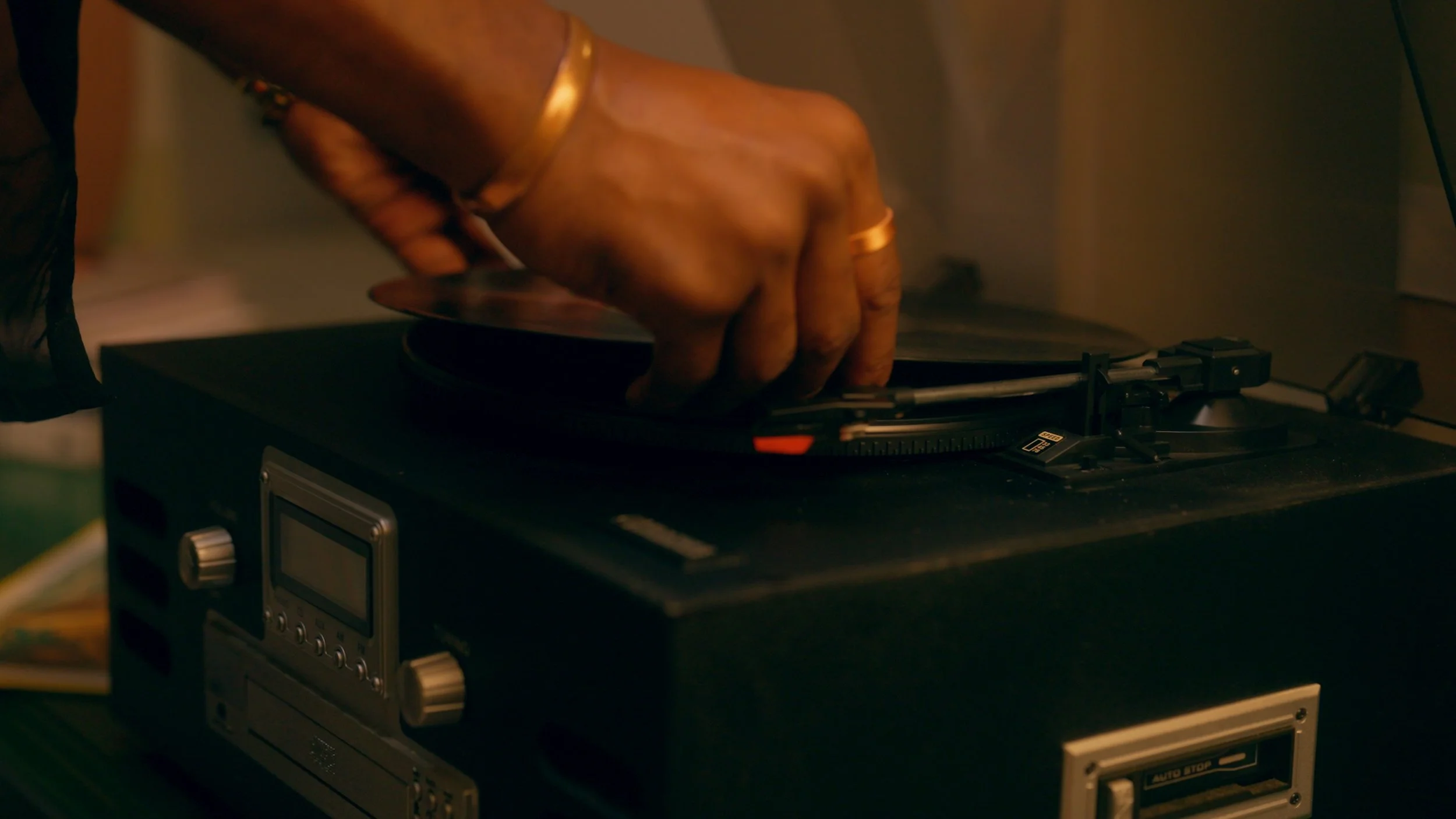 Still 2025-11-12 151927_3.1.1.jpg