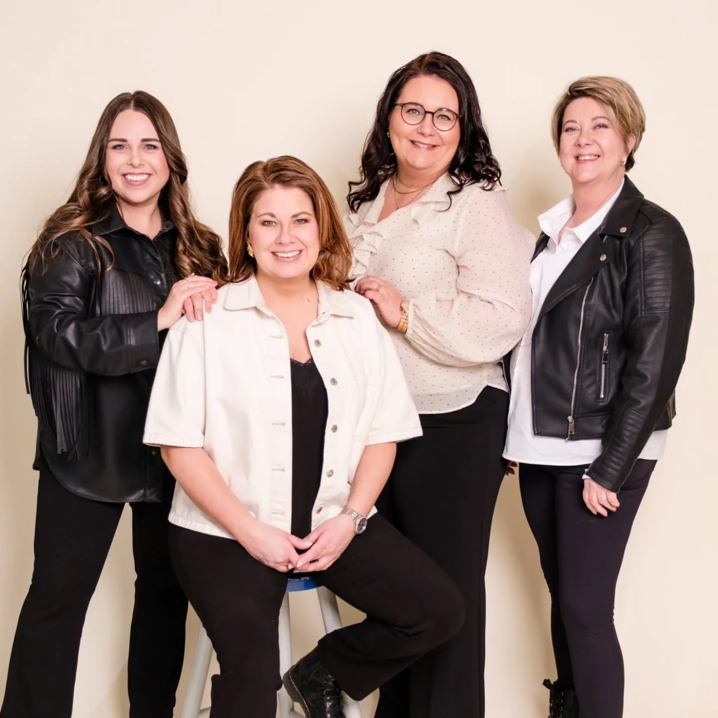 Koti Expon taustatiimi odottaa jo kovasti huhtikuun messuja!🥰

Tiedossa on enn&auml;tysm&auml;&auml;r&auml; n&auml;ytteilleasettajia ja luvassa super mielenkiintoinen, osallistava ohjelma, joka julkaistaan l&auml;hemp&auml;n&auml;. Tapahtumaan odote