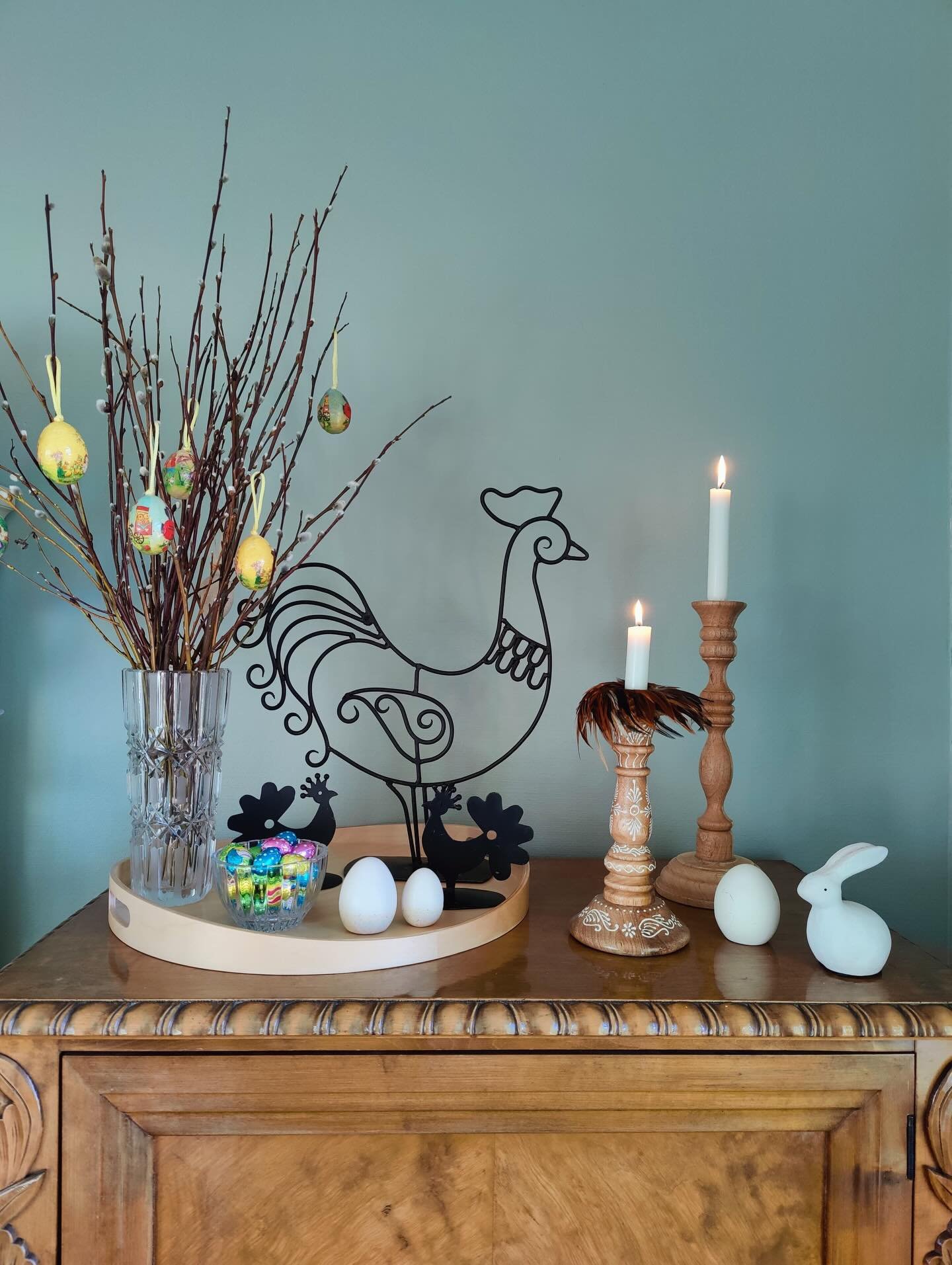 Hyv&auml;&auml; p&auml;&auml;si&auml;ist&auml;! 🐣💛

#aitoarki 
#p&auml;&auml;si&auml;inen 
#sisustus