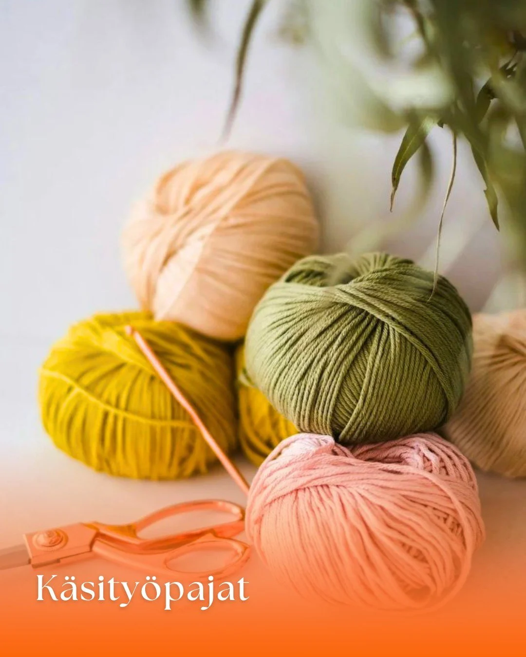 Taito Pohjois-Karjalan k&auml;sity&ouml;pajoissa tilkkuillaan ja askarrellaan tupsuel&auml;imi&auml;🪡 Pajat ovat maksuttomia! 

Tule rauhoittumaan tilkkujen maailmaan ja kokoamaan kankaiden kauniit kuviot yhdeksi kokonaisuudeksi. Pajassa k&auml;yd&a