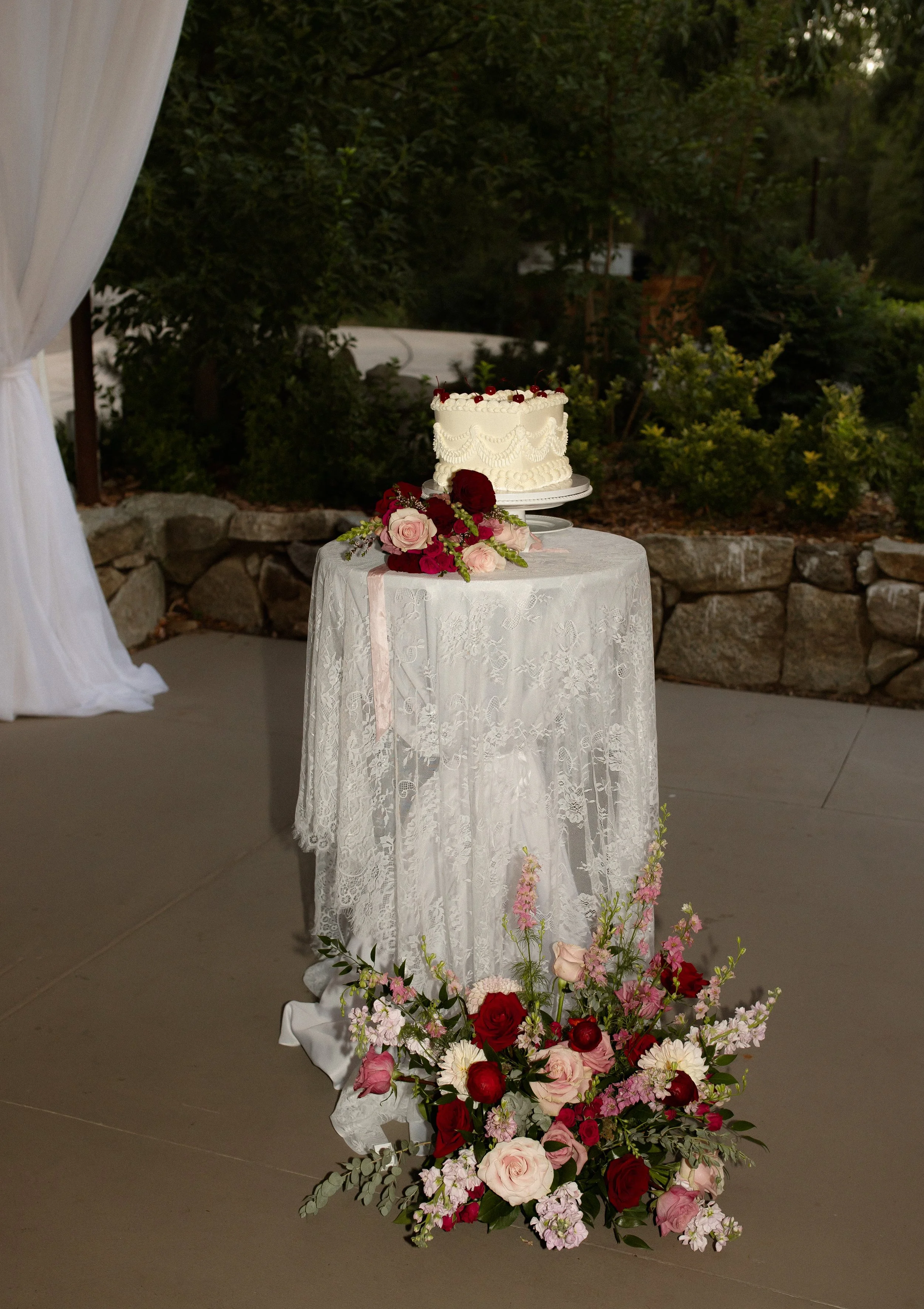 Maison Gardens Sacramento Florist Gold Hill Gardens 30.jpg