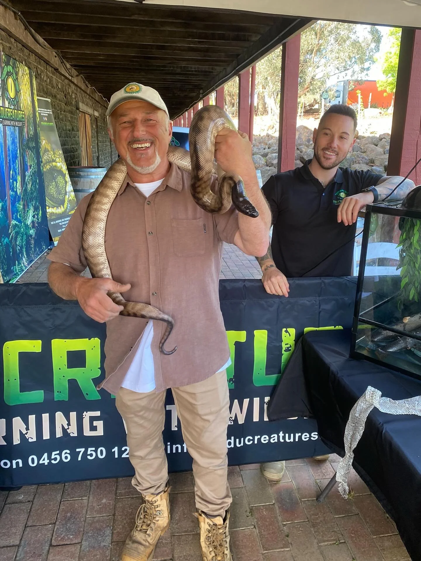 Big thanks to @stanneswinery_myrniong and @maddingleybotanical for having us at their event recently. We hope everyone had a great time meeting our animals ! 🦉🐸🐊🐢🦎🐍🦂🦘🙌 #educreatures #educreatureszoo #learningwithwildlife #wildlife #nature #w