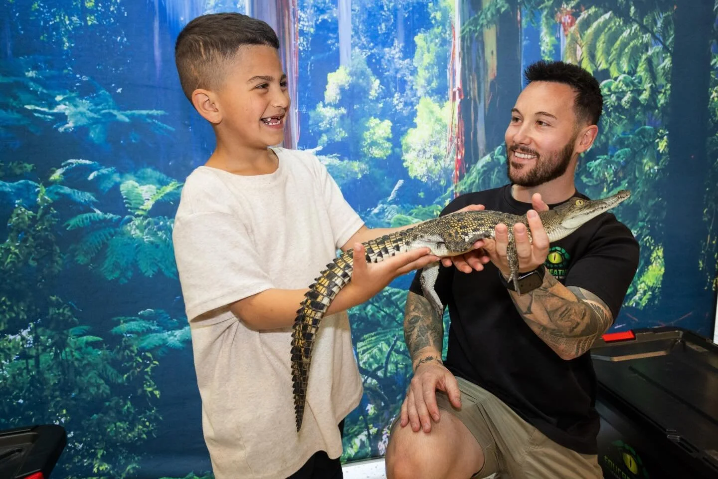 Honoured to bring EduCreatures to the Royal Children&rsquo;s Hospital 🦎🐊🐍🪶🐢🦂🐸💙
Days like this put everything into perspective, our troubles feel trivial compared to the battles these incredibly brave kids face every day.
Seeing their faces li