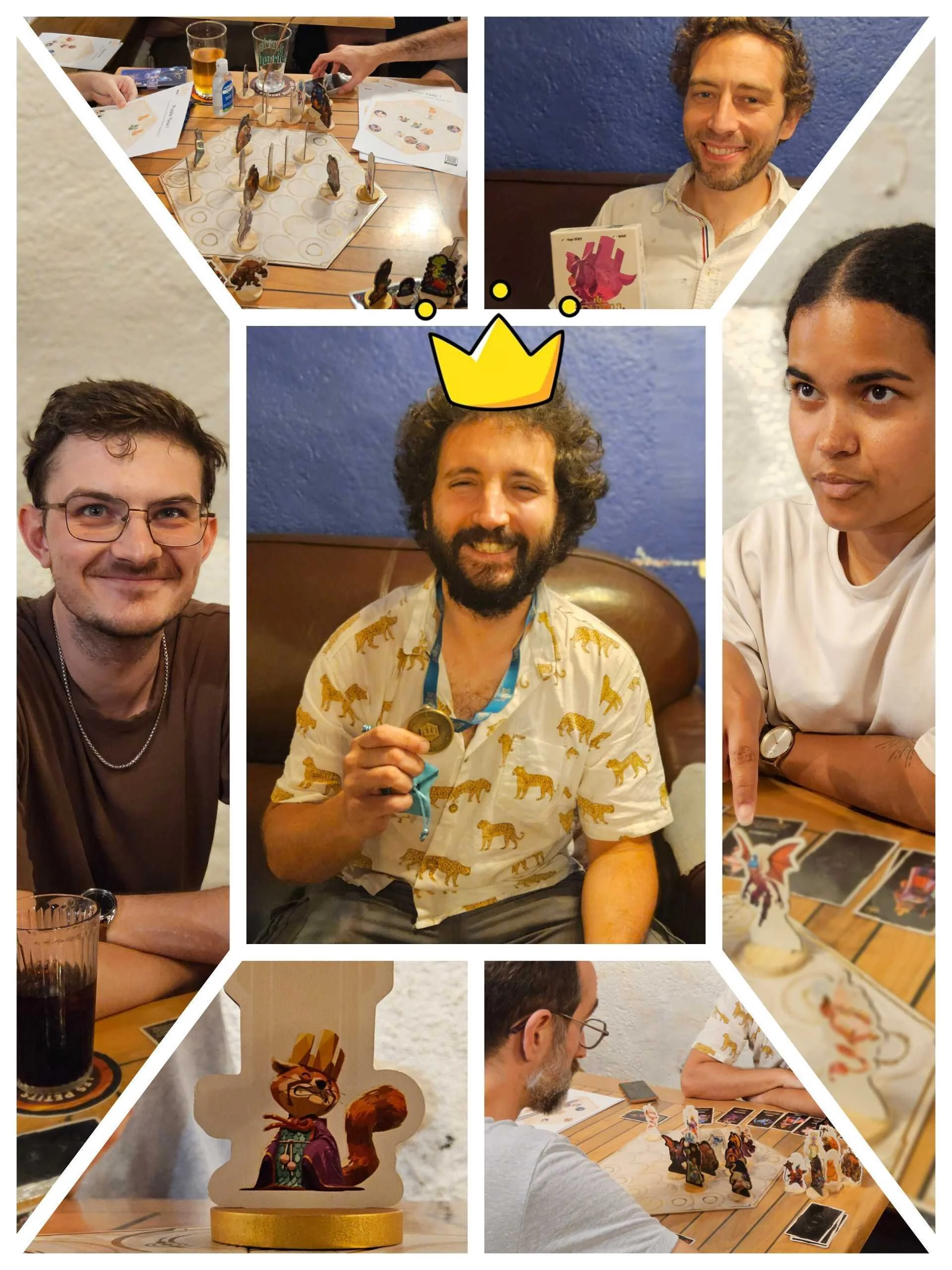 Groupes de personnes jouant à des jeux de société avec des figurines de dragons et une pièce en forme de roi, discutant et riant, dans un cadre intérieur.