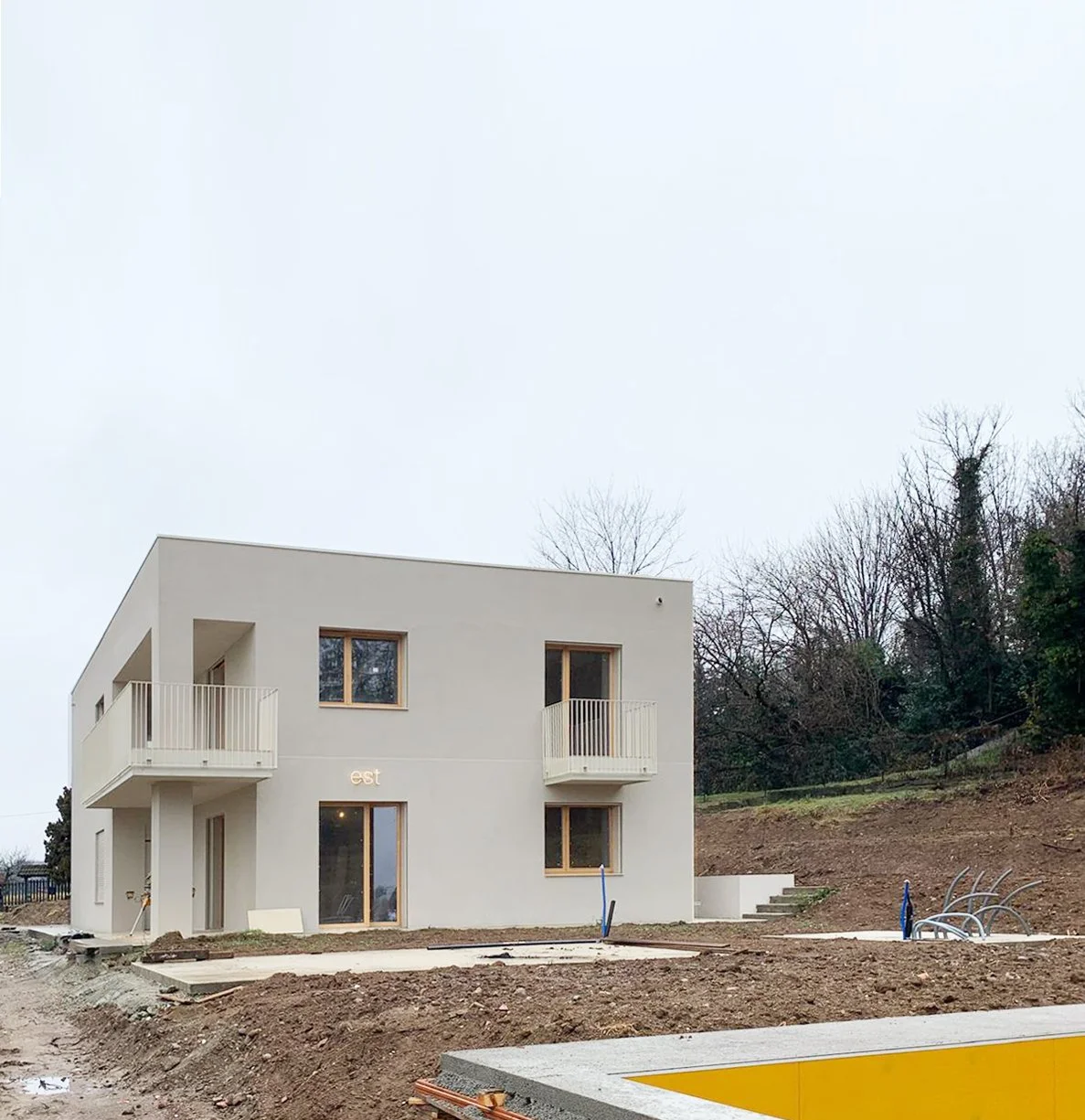 MNT 05.jpg