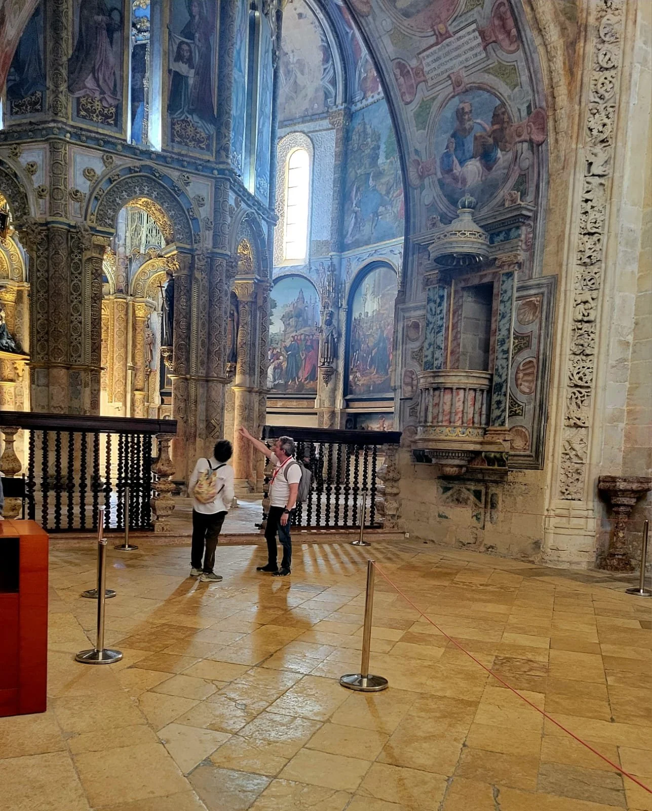 Custom, multi-day tours for tailored templar itineranies