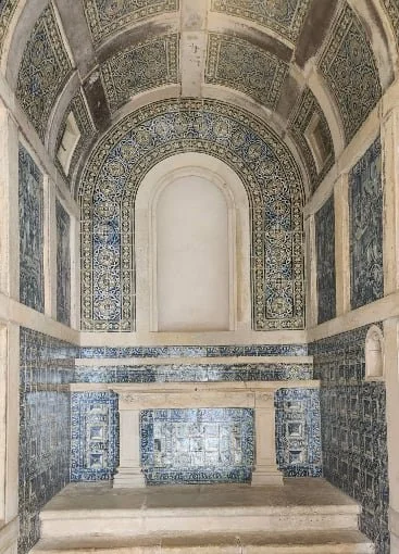 portocerriros-chapel.jpg