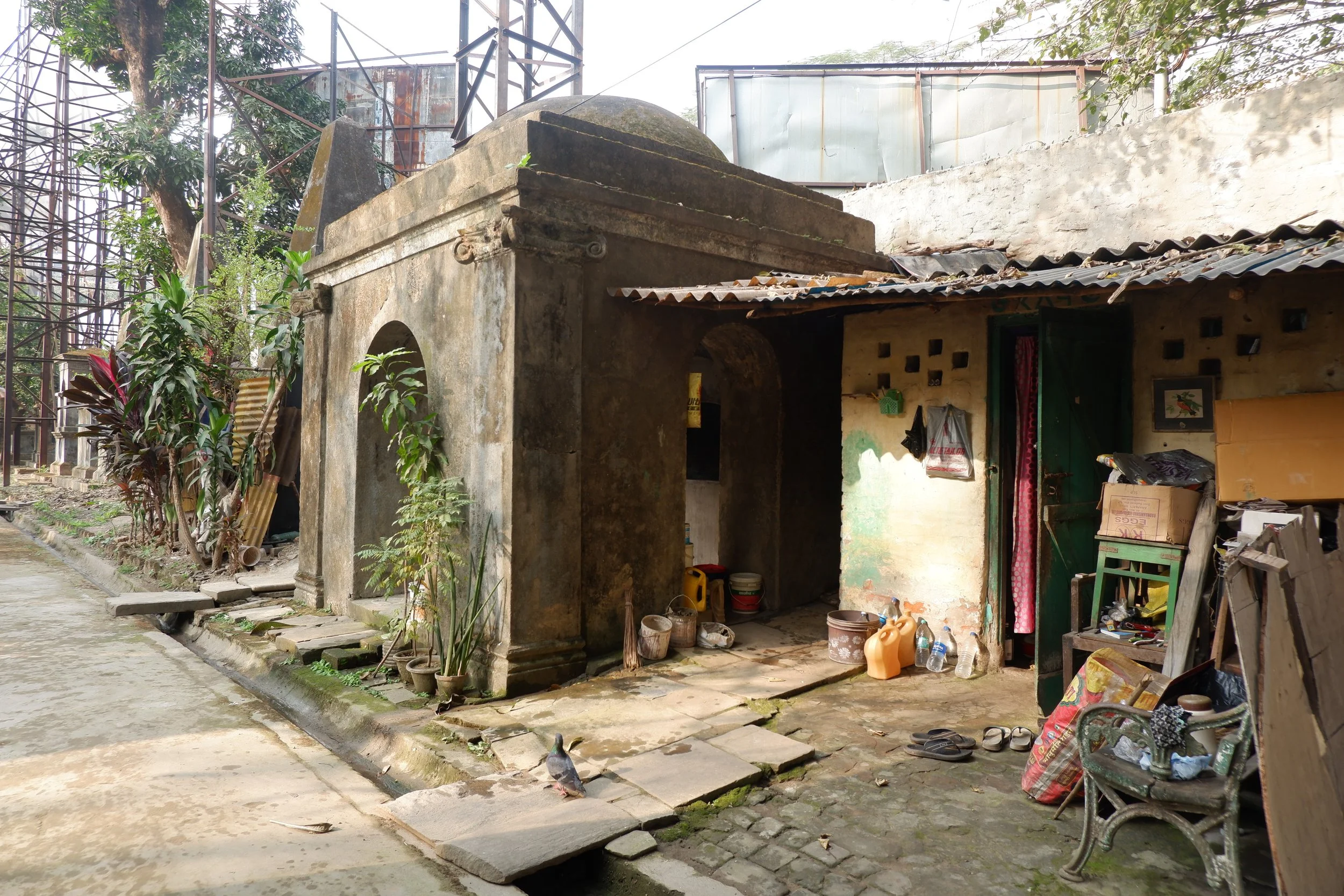 Cemetery caretakers live on the grounds