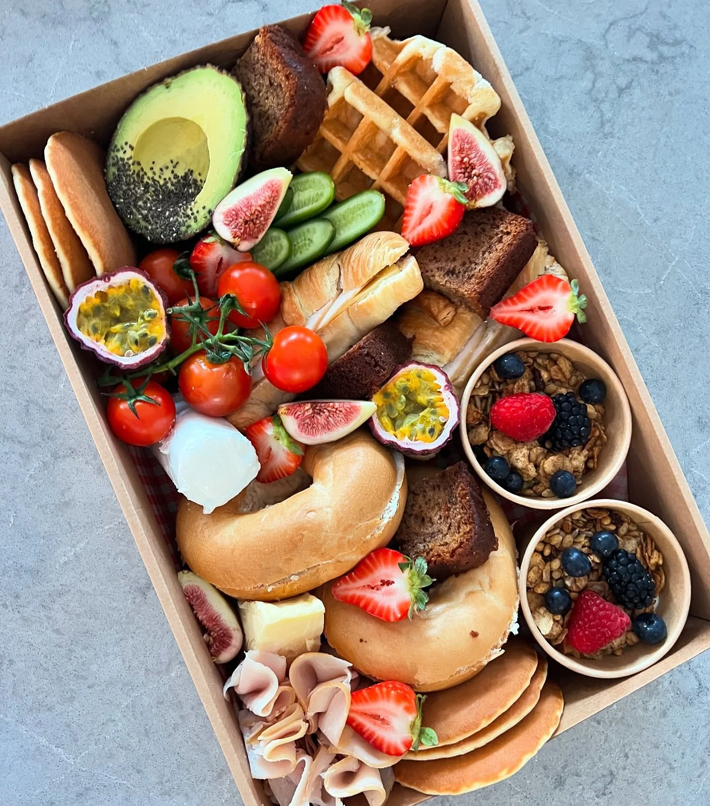 Medium Breakfast Box