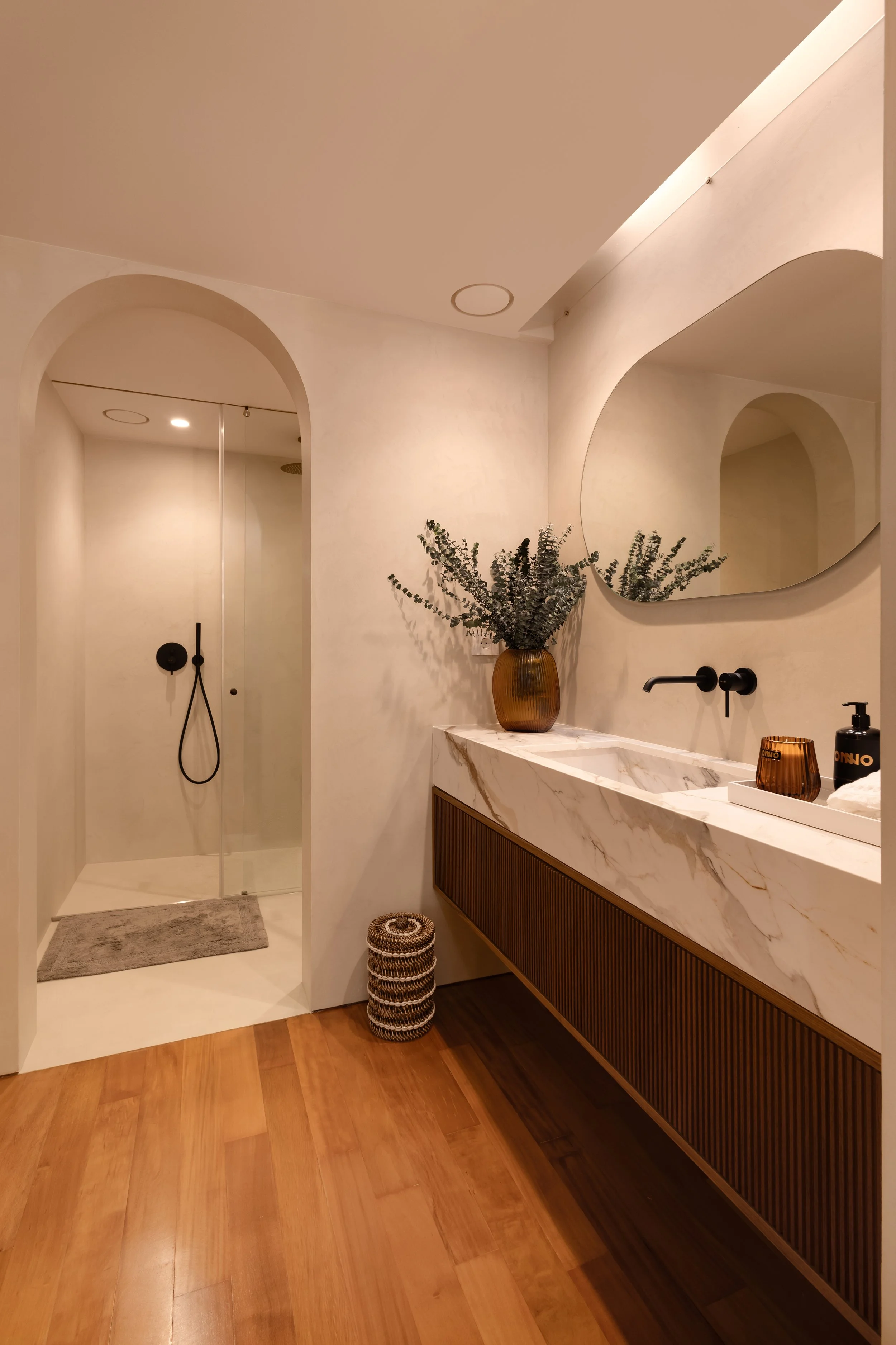 BATHROOM RN • SANIMAIA