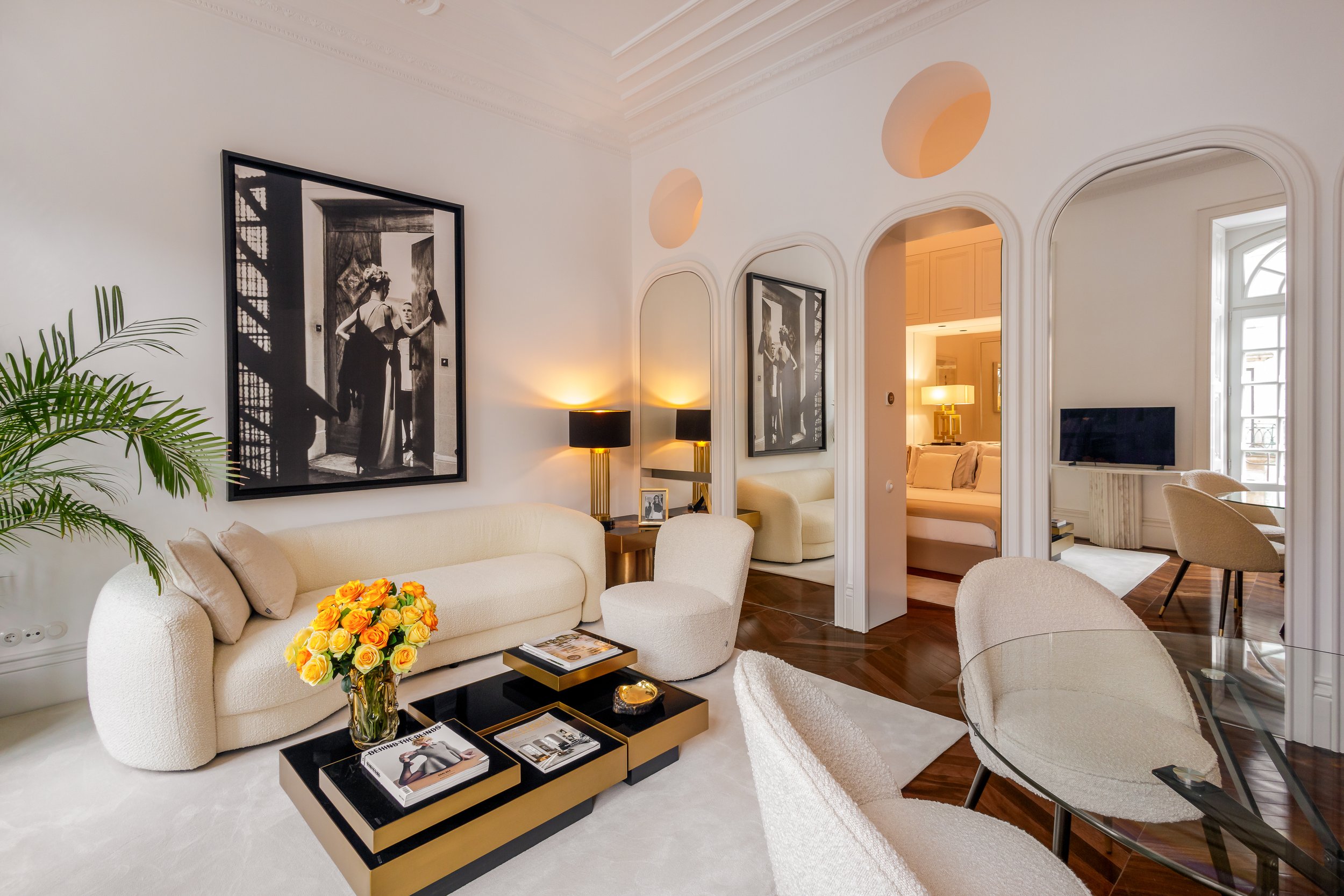 CLÉRIGOS 82 • PERTO