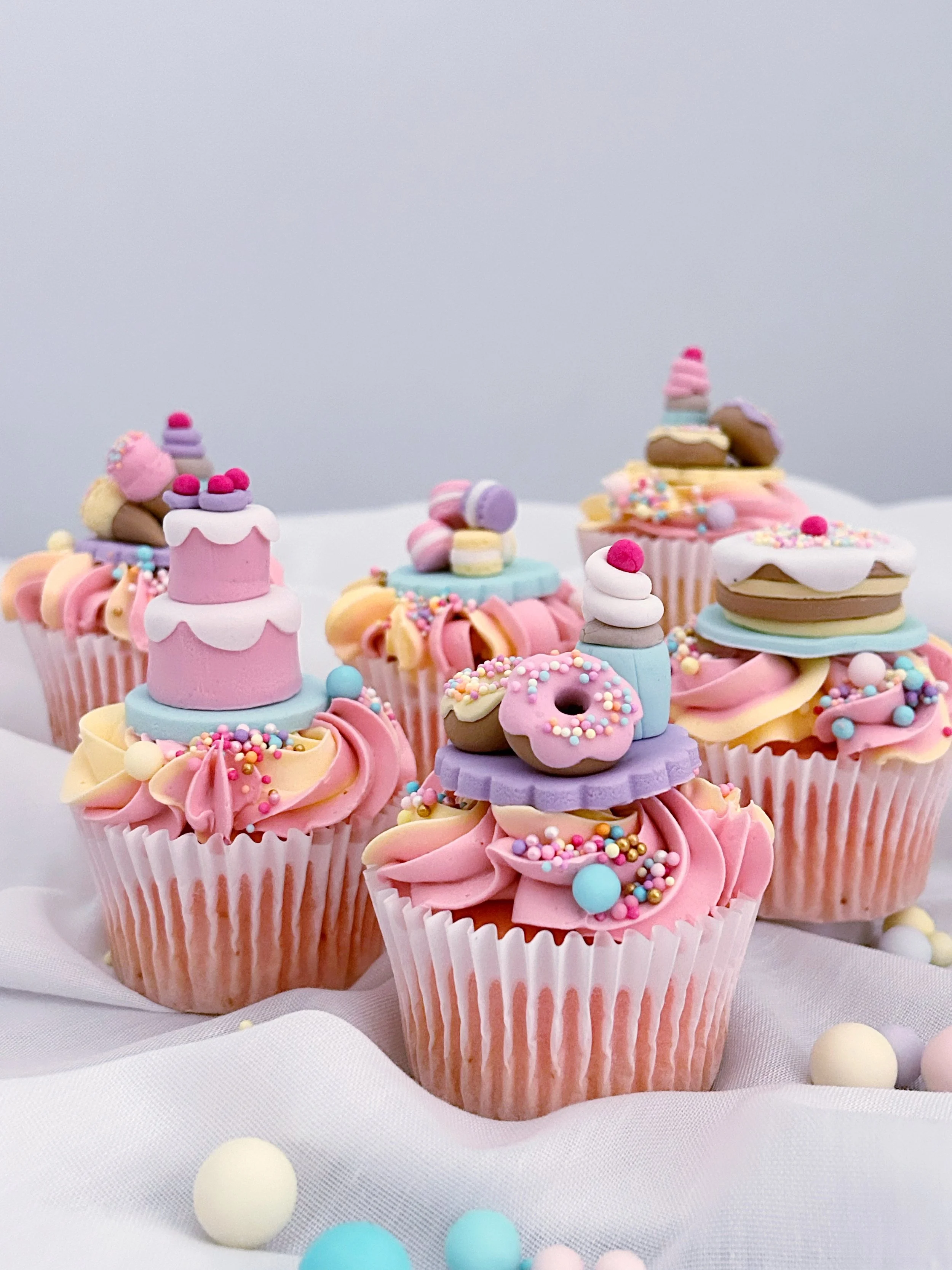 Sweet Bakery Cupcake Decorating Class