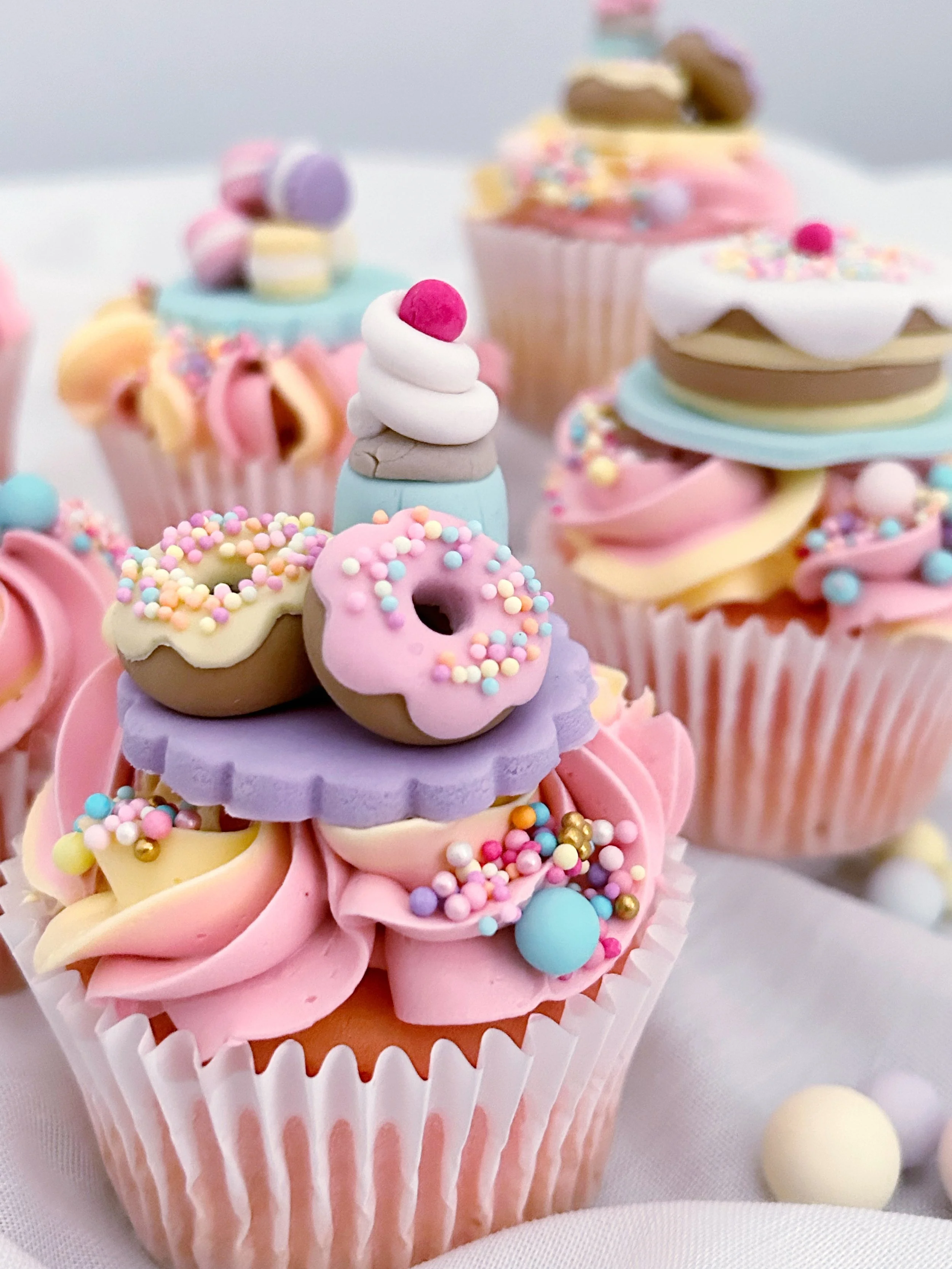 Kids Cupcake Decorating class 2.jpg