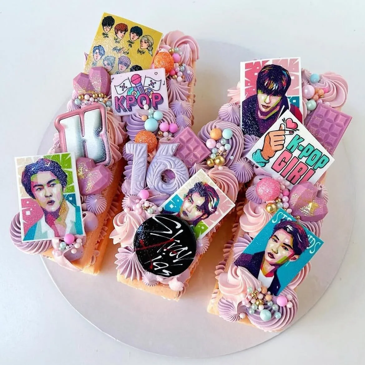 Letter Birthday Cake K-pop.jpg