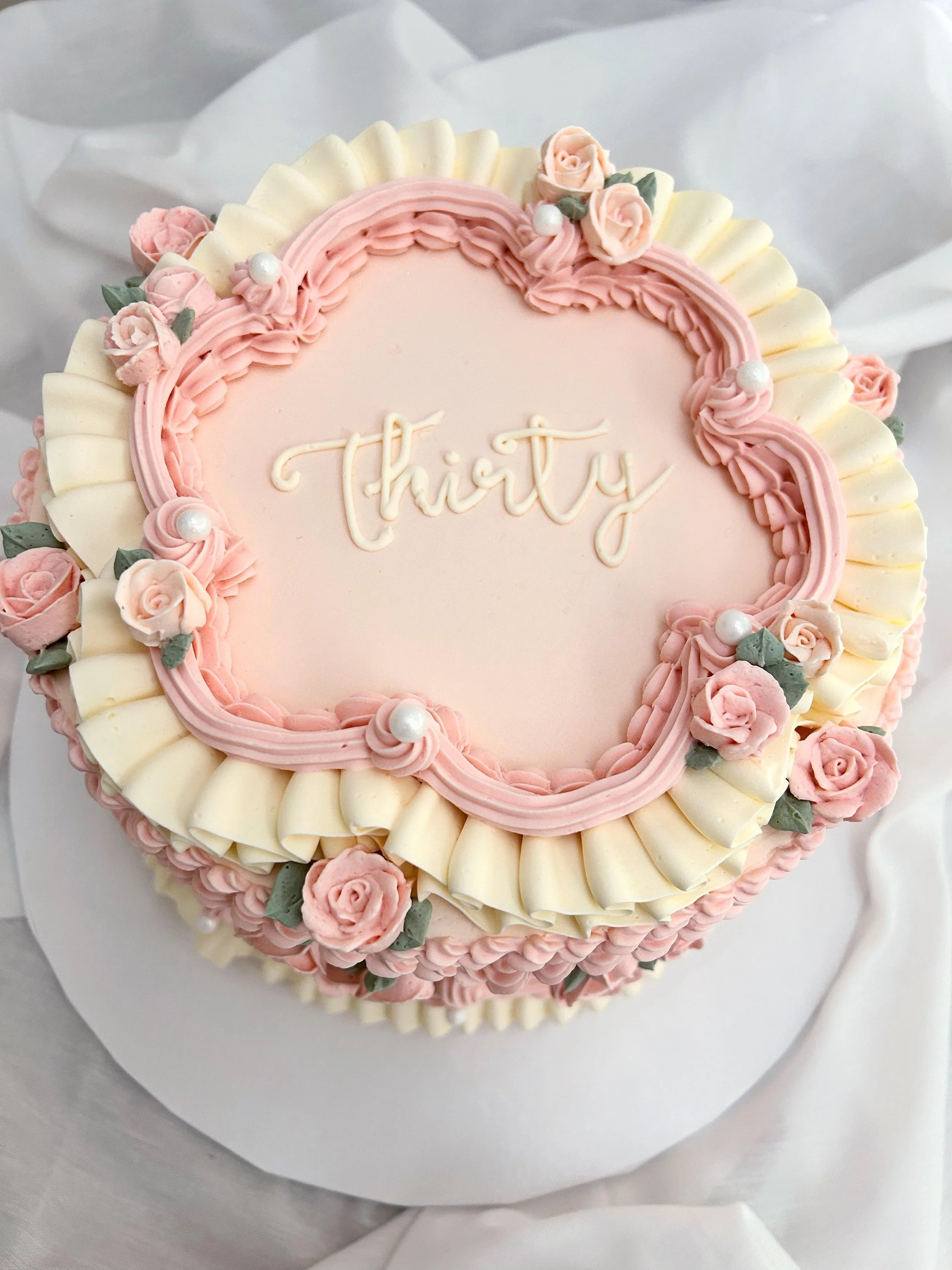 Vintage cake Thirty.jpg
