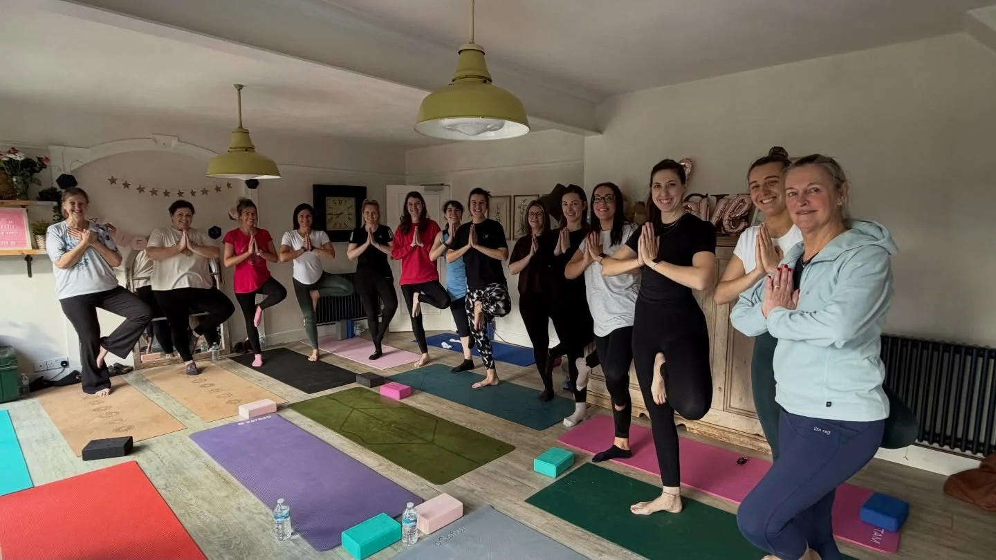 Was such a pleasure to spend my Valentine&rsquo;s morning with these lovely ladies 💘🌿

We practised an invigorating heart-opening flow filled with giggles, wobbles, and so much love 🧡 

Private hen-party booking bliss in North Norfolk 🫶✨ 

Happy 