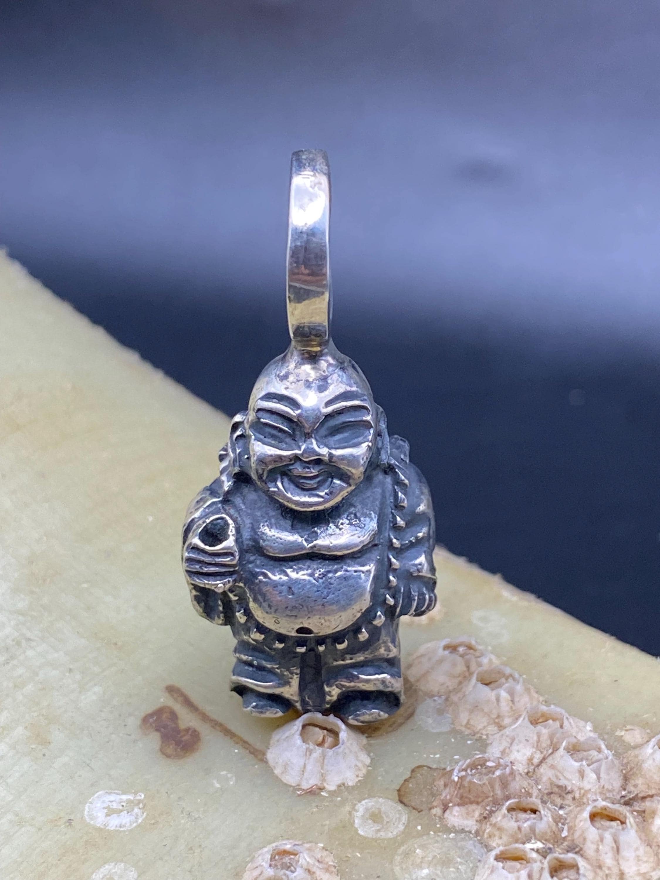 https://i.etsystatic.com/32060599/r/il/9ba335/6509758490/il_fullxfull.6509758490_an3l.jpg