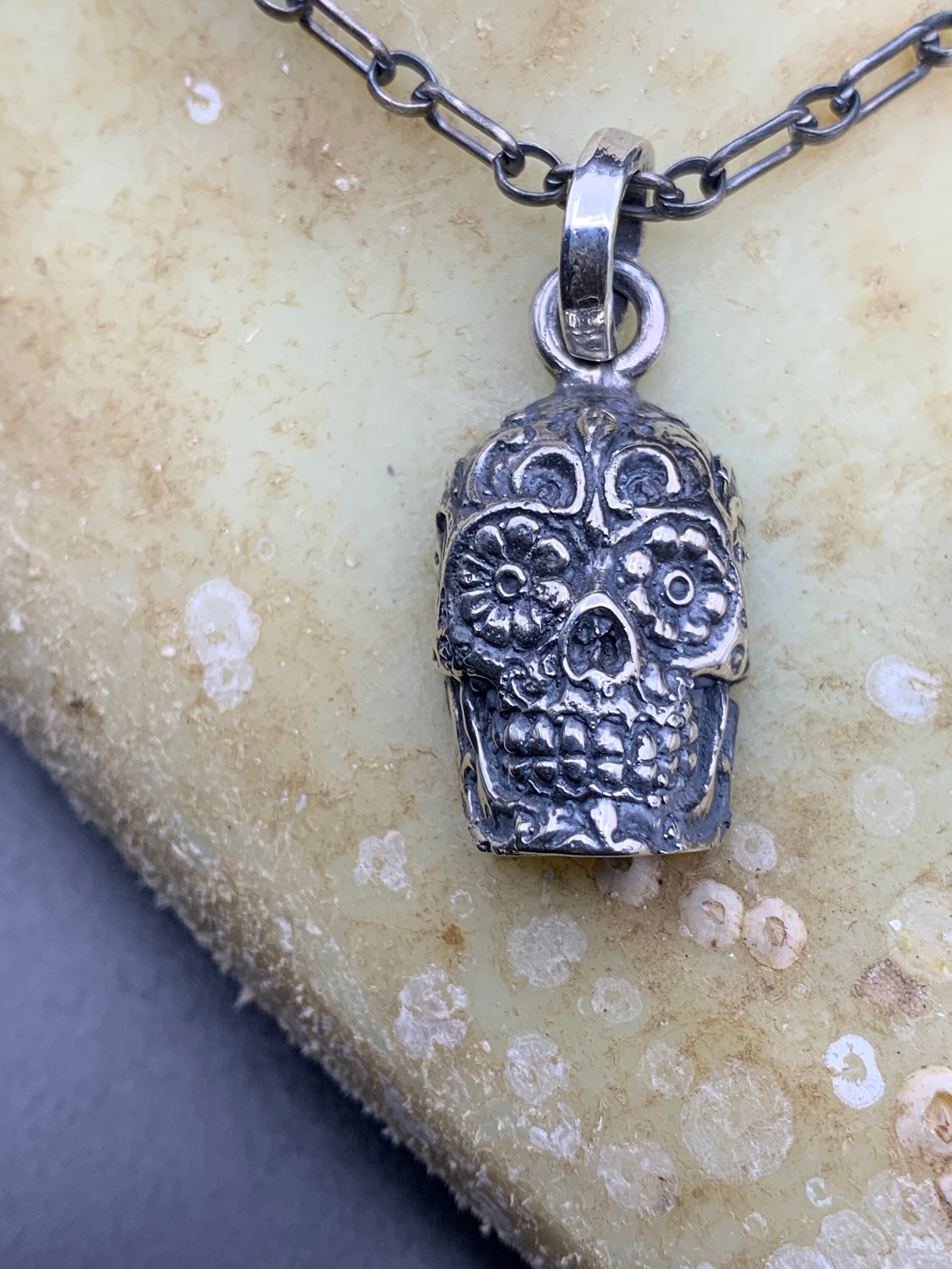 https://i.etsystatic.com/32060599/r/il/944956/4474444533/il_fullxfull.4474444533_9pom.jpg