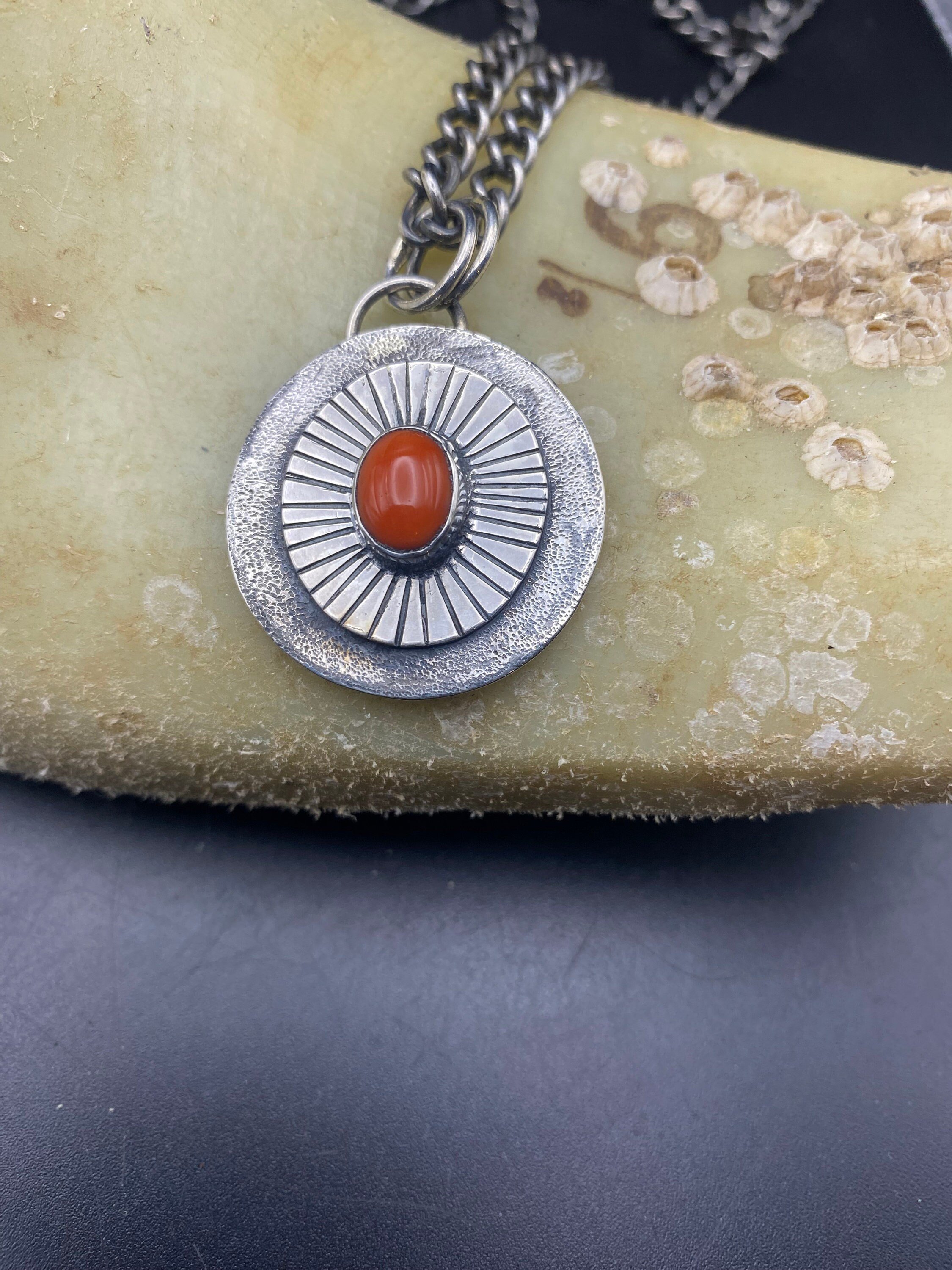https://i.etsystatic.com/32060599/r/il/294c41/5898988615/il_fullxfull.5898988615_ssyk.jpg