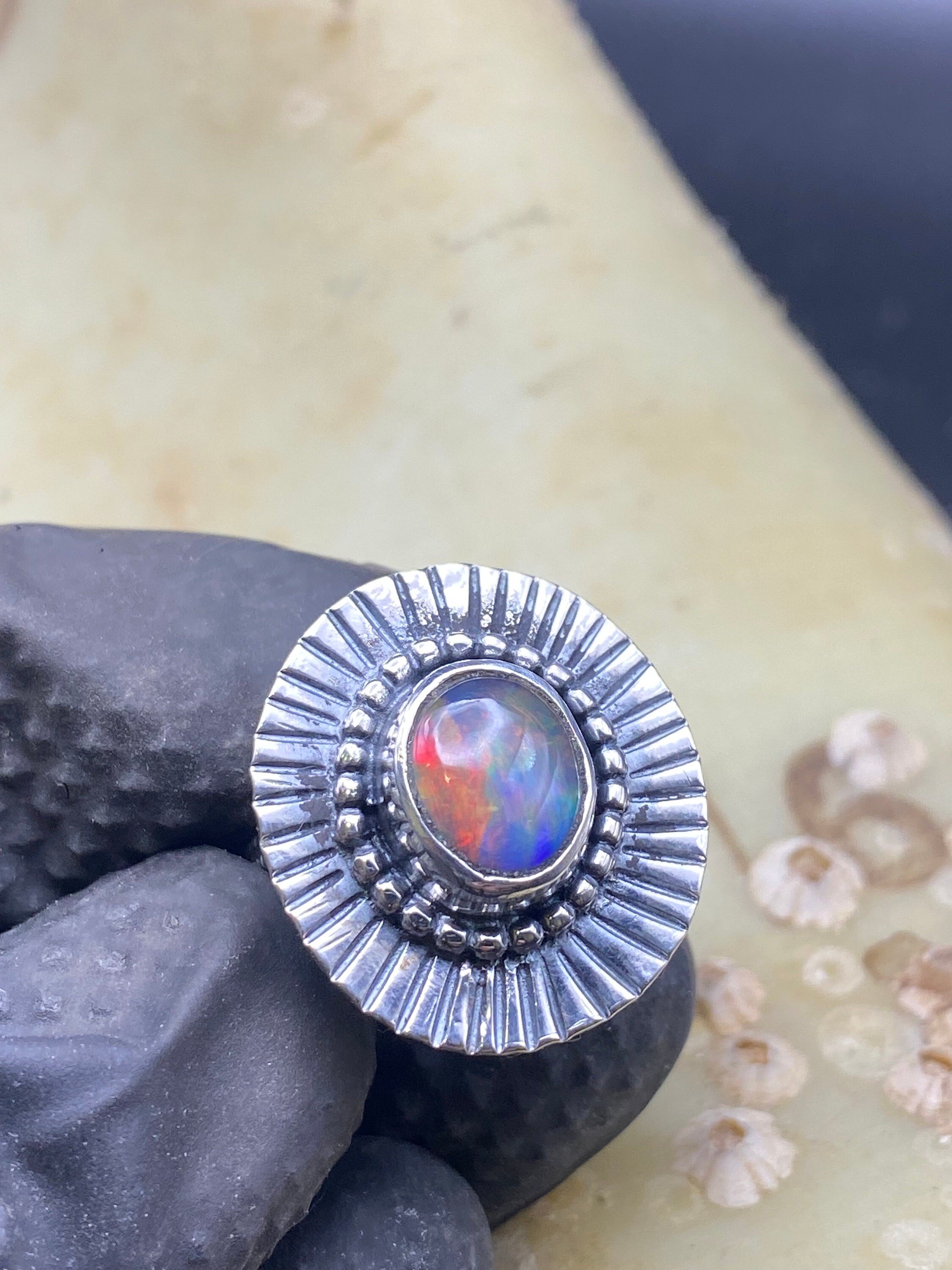 https://i.etsystatic.com/32060599/r/il/13012c/6383687851/il_fullxfull.6383687851_1cx1.jpg