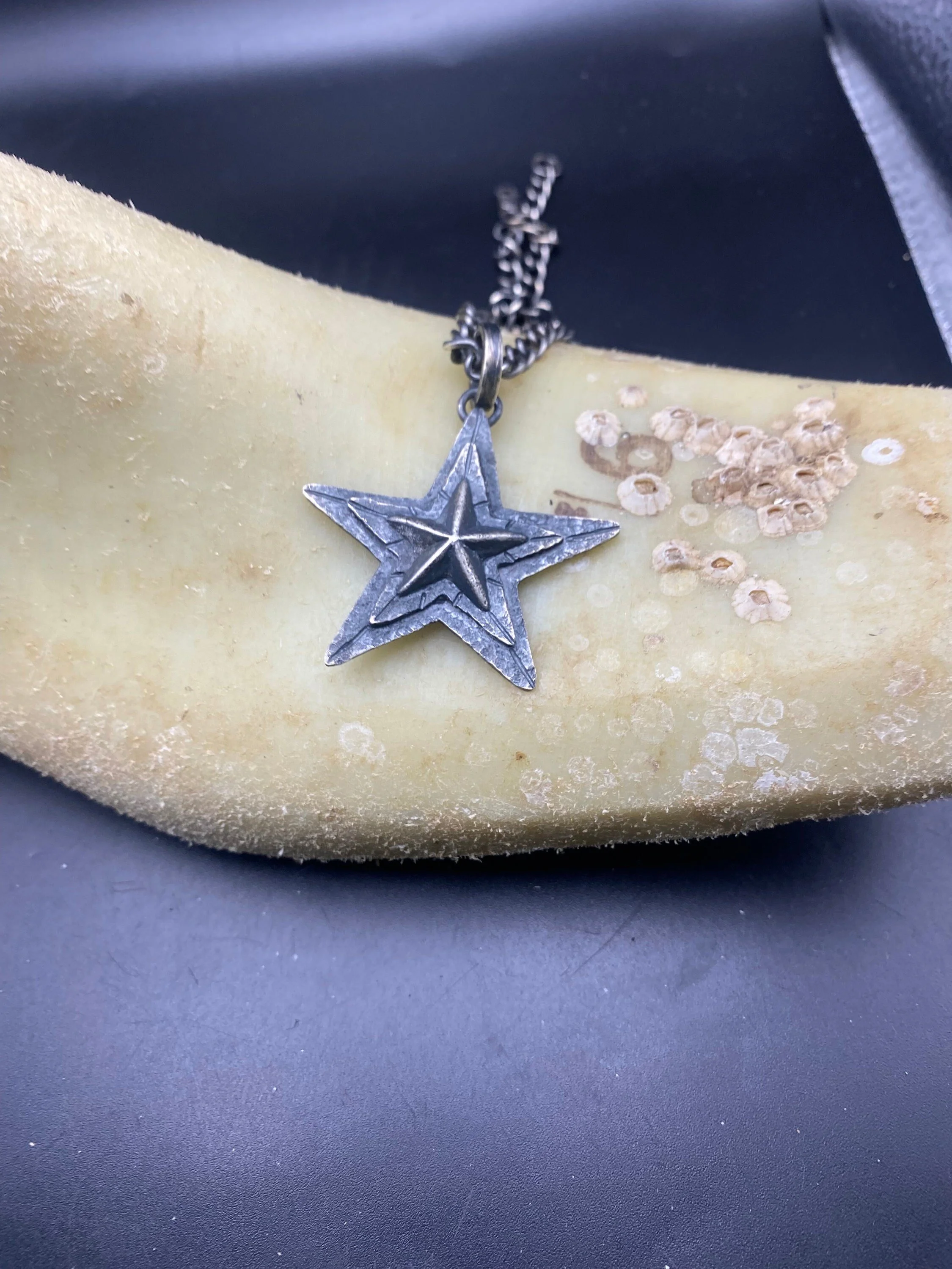 https://i.etsystatic.com/32060599/r/il/77835b/6005381176/il_fullxfull.6005381176_qj8e.jpg