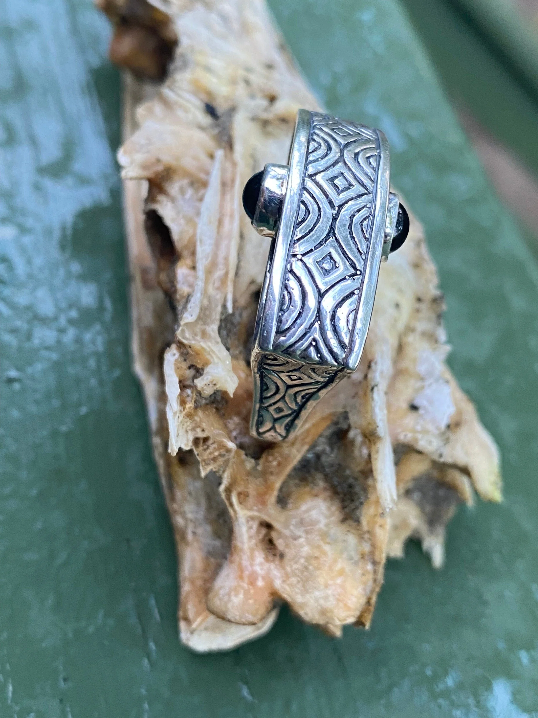 https://i.etsystatic.com/32060599/r/il/38e800/5337861523/il_fullxfull.5337861523_gn79.jpg