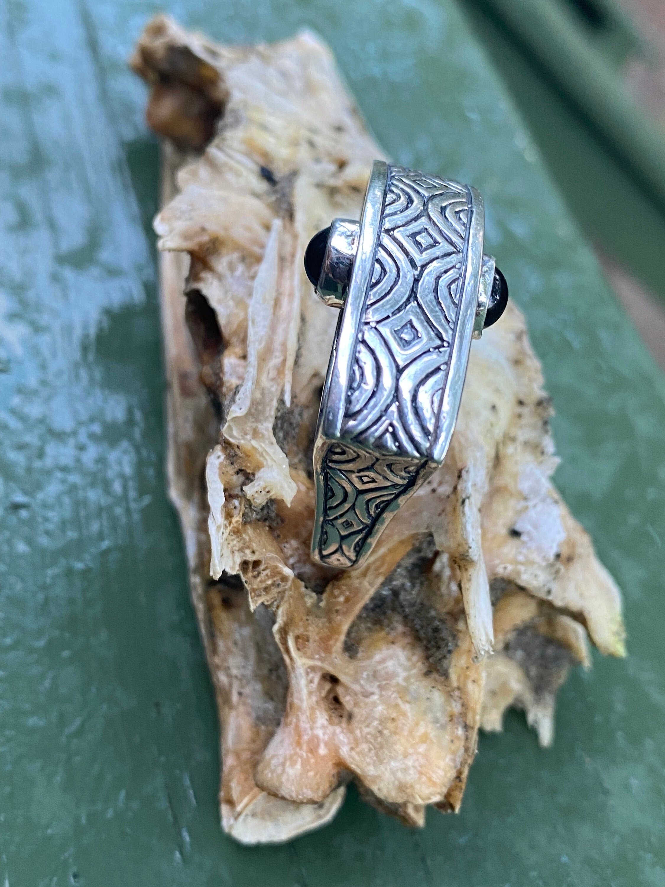 https://i.etsystatic.com/32060599/r/il/6e4366/5337861587/il_fullxfull.5337861587_hbb0.jpg